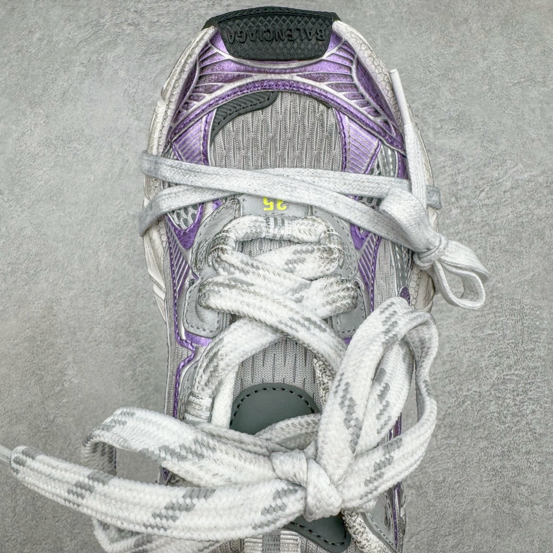图片[4]-＃XA纯原 BALENCIAGA 3XL Sneakers 巴黎世家十代网布系带低帮走秀复古老爹鞋 全套原纸板楦头开发 最原汁原味的灵魂版型 全鞋荧光划线卡点 胶水把控整洁度追求极致完美 每一双都是工艺品 多重QC质检 超越公司货的品控标准 实实在在的免检产品 原盒原配 正确字体电绣 粗细、位置、大小正确 侧边TPU 透气孔匹配意产原版 正确分离大底 TPU软底 原版一致大底LOGO 立体感十足 原厂皮料水洗做旧 采购原厂网纱 不含皮革 网布材料和聚氨酯 磨损效果 鞋头边缘和后帮 Balenciaga 徽标 鞋面和后跟凸印尺码 鞋舌 3XL 橡胶品牌标识和反光细节 鞋帮拉袢和鞋舌拉祥 配反光细节 备用鞋带在鞋履前侧 可在穿着前取下 便于不同造型搭配 正常尺码 尺码：35 36 37 38 39 40 41 42 43 44 45 46-选品中心
