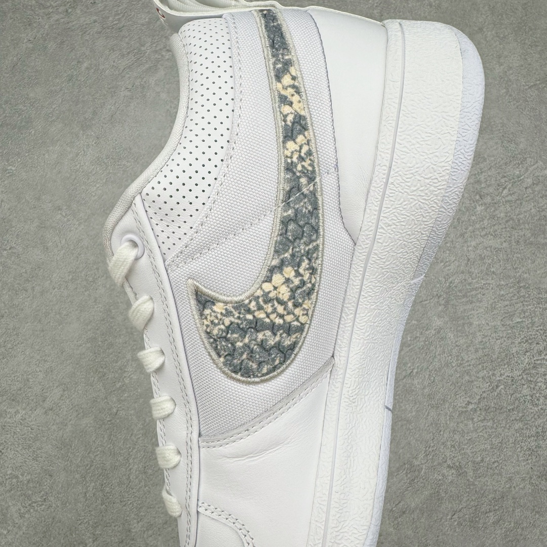 图片[7]-＃Z版纯原福利 NK Book 1 Devin Booker 德文·布克一代男子实战篮球鞋 白黑响尾蛇 FJ4250-101 全套原纸板楦头开发 确保原汁原味 完美呈现版型 鞋身流线型 原厂高强度抗扭定型港宝 小蛮腰后跟 高弹超临界发泡材质大底 贝利原厂皮料加持 内置高强度抗扭片(强度高于碳纤)给予鞋身足够抗扭矩力 实战利器 鞋身➕鞋头增配高频补强层 提升鞋头以及脚踝支撑性 尺码：40 40.5 41 42 42.5 43 44 44.5 45 46-选品中心