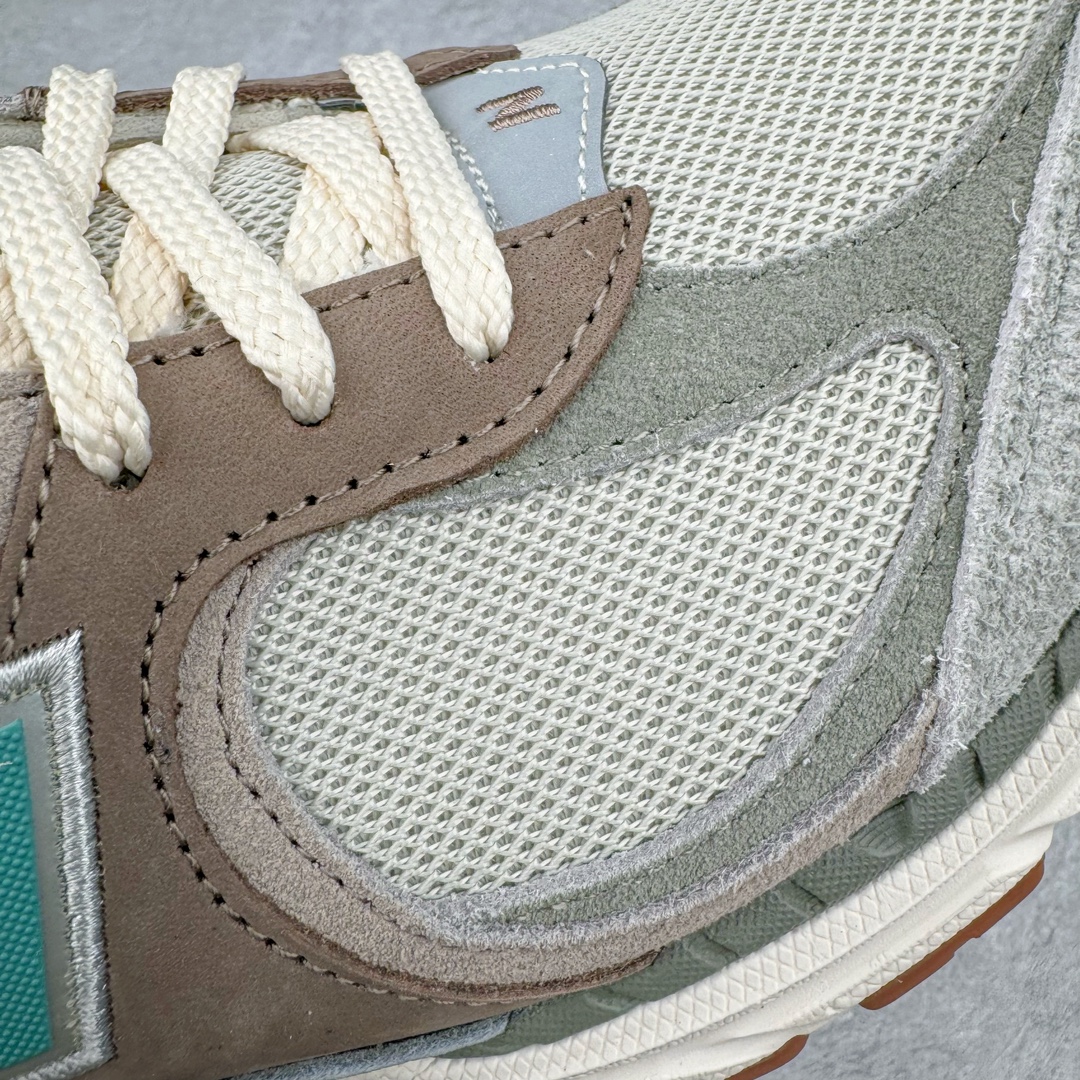 图片[19]-＃M纯原 Atmos x New Balance M2002RAM 联名棕绿 NB新百伦潮流复古织物皮革减震防滑耐磨轻便低帮跑步鞋 原档数据独立私模大底 唯一正确六层组合大底 RB前软后硬 百分百还原原鞋脚感 基于市场现有版本全新升级调整 NB市场最强产物 全网最全配色加持 全套原楦原纸板原厂数据开发 全鞋电脑针车加持 原厂网布 原装进口头层翻毛皮料正确绒感卡色 正确中底拉帮中底网布细节 一比一手工擦旧效果 冲裁组合 匠心打造 耗时两个月开发完成 工艺极其复杂难度可想而知 高端零售专供产物 尺码：36 37 37.5 38 38.5 39.5 40 40.5 41.5 42 42.5 43 44 44.5 45 45.5 46.5 47-选品中心