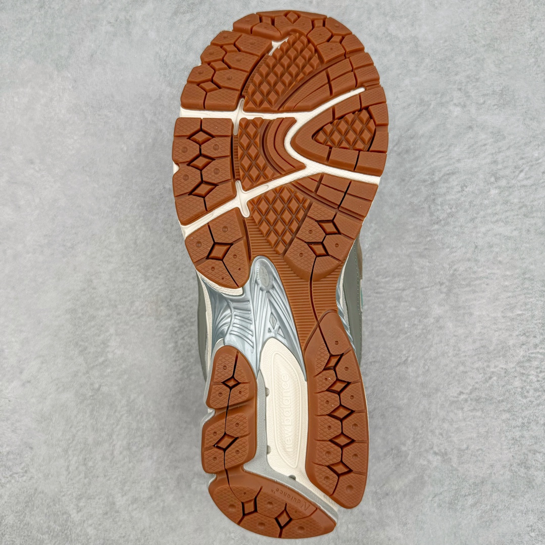 图片[9]-＃M纯原 Atmos x New Balance M2002RAM 联名棕绿 NB新百伦潮流复古织物皮革减震防滑耐磨轻便低帮跑步鞋 原档数据独立私模大底 唯一正确六层组合大底 RB前软后硬 百分百还原原鞋脚感 基于市场现有版本全新升级调整 NB市场最强产物 全网最全配色加持 全套原楦原纸板原厂数据开发 全鞋电脑针车加持 原厂网布 原装进口头层翻毛皮料正确绒感卡色 正确中底拉帮中底网布细节 一比一手工擦旧效果 冲裁组合 匠心打造 耗时两个月开发完成 工艺极其复杂难度可想而知 高端零售专供产物 尺码：36 37 37.5 38 38.5 39.5 40 40.5 41.5 42 42.5 43 44 44.5 45 45.5 46.5 47-选品中心