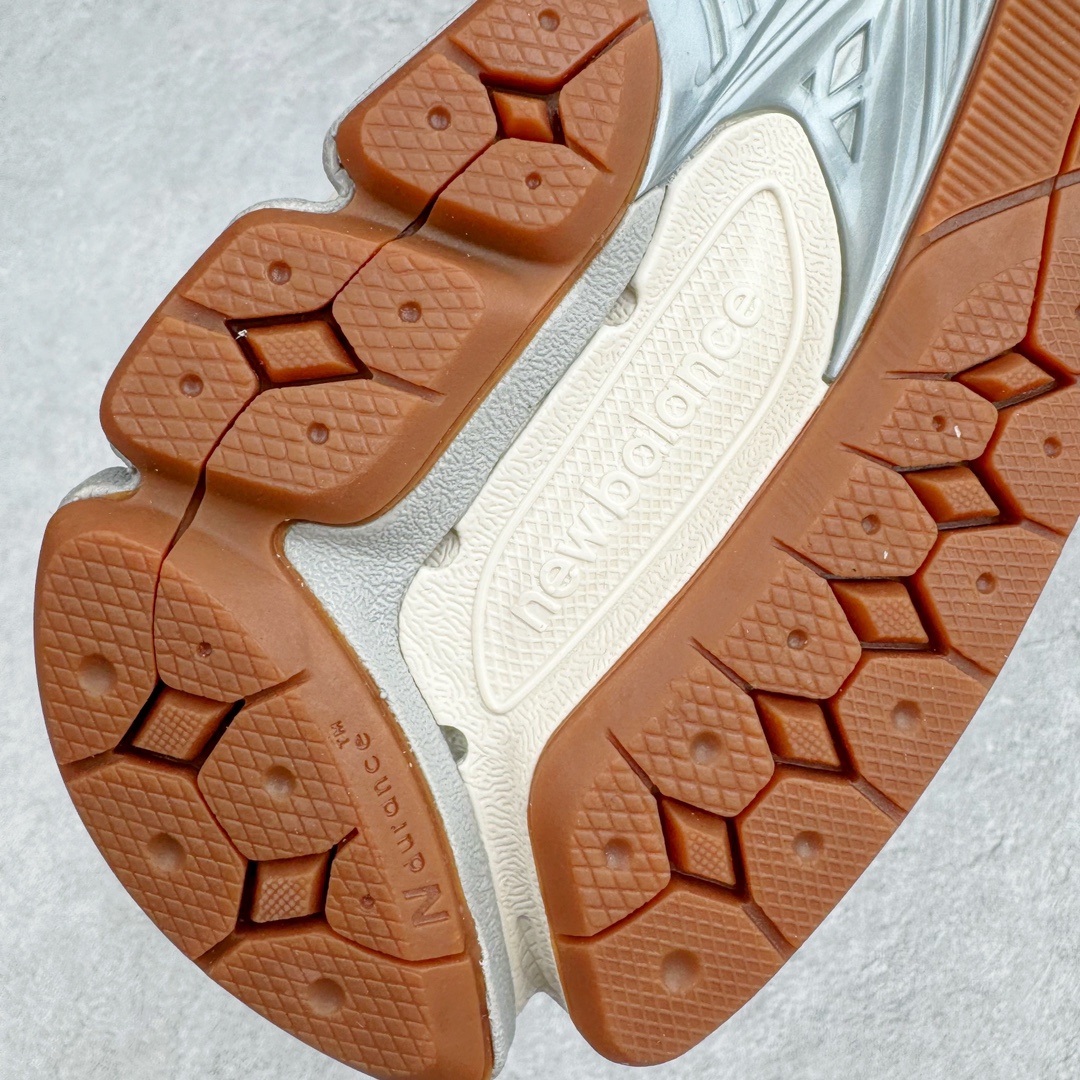 图片[20]-＃M纯原 Atmos x New Balance M2002RAM 联名棕绿 NB新百伦潮流复古织物皮革减震防滑耐磨轻便低帮跑步鞋 原档数据独立私模大底 唯一正确六层组合大底 RB前软后硬 百分百还原原鞋脚感 基于市场现有版本全新升级调整 NB市场最强产物 全网最全配色加持 全套原楦原纸板原厂数据开发 全鞋电脑针车加持 原厂网布 原装进口头层翻毛皮料正确绒感卡色 正确中底拉帮中底网布细节 一比一手工擦旧效果 冲裁组合 匠心打造 耗时两个月开发完成 工艺极其复杂难度可想而知 高端零售专供产物 尺码：36 37 37.5 38 38.5 39.5 40 40.5 41.5 42 42.5 43 44 44.5 45 45.5 46.5 47-选品中心