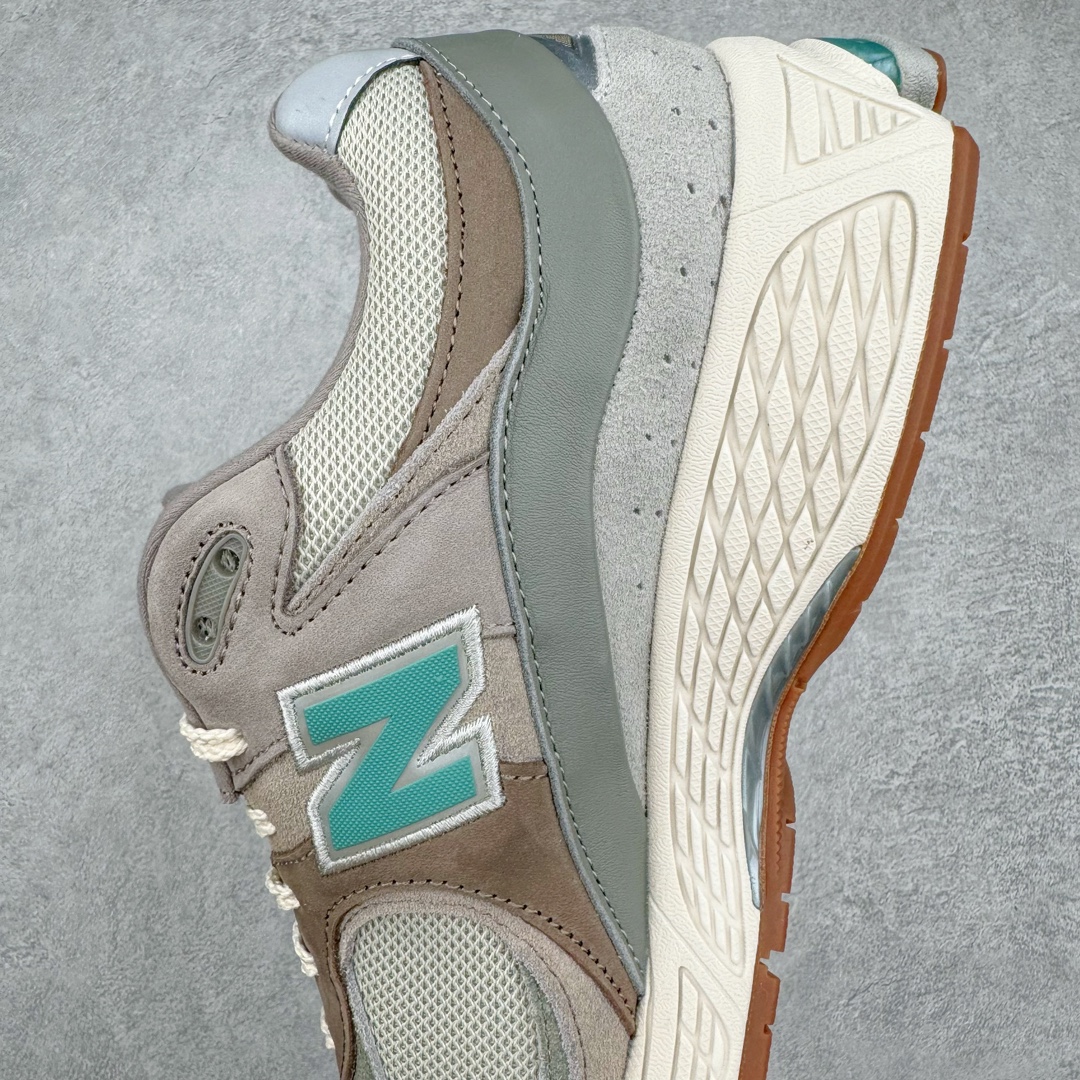 图片[7]-＃M纯原 Atmos x New Balance M2002RAM 联名棕绿 NB新百伦潮流复古织物皮革减震防滑耐磨轻便低帮跑步鞋 原档数据独立私模大底 唯一正确六层组合大底 RB前软后硬 百分百还原原鞋脚感 基于市场现有版本全新升级调整 NB市场最强产物 全网最全配色加持 全套原楦原纸板原厂数据开发 全鞋电脑针车加持 原厂网布 原装进口头层翻毛皮料正确绒感卡色 正确中底拉帮中底网布细节 一比一手工擦旧效果 冲裁组合 匠心打造 耗时两个月开发完成 工艺极其复杂难度可想而知 高端零售专供产物 尺码：36 37 37.5 38 38.5 39.5 40 40.5 41.5 42 42.5 43 44 44.5 45 45.5 46.5 47-选品中心