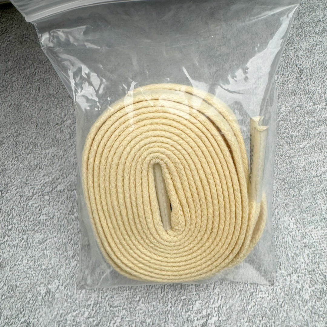 图片[15]-＃QD纯原 A Ma Maniére x Air Jordan AJ3 Retro AMM联名白紫灰 DH3434-110 圈内最强三代系列 匠心打造 开发时长超过半年 目前可过各类鉴定或无法鉴定 裸鞋随便操作 全套原纸板楦头开发 原厂大底磨具加持立体防滑纹理 原装可视Air Sole气垫 原汁原味最完美的三代版型 唯一正确鞋头趴度弧度高度鞋身腰线 原厂TPU彩虹扎染后跟饰片 正确内里反口里网布 皮料菱角分明不变形无多余毛边 广东原厂zp同批次手工大底描漆拉丝 市场唯一原厂鞋扣模具 原厂织唛标 原厂飞人电绣工艺 尾指中部跳三针 独家绑鞋带手法 印刷中底布 四线拉帮 米色美纹纸贴合固定 进口港宝加持 后跟自然饱满 全鞋荧光划线卡点 追求极致完美 每一双都是工艺品 多重QC质检 超越公司货的品控标准 实实在在的免检产品 尺码：40.5 41 42 42.5 43 44 44.5 45 45.5 46 47.5 48.5-选品中心