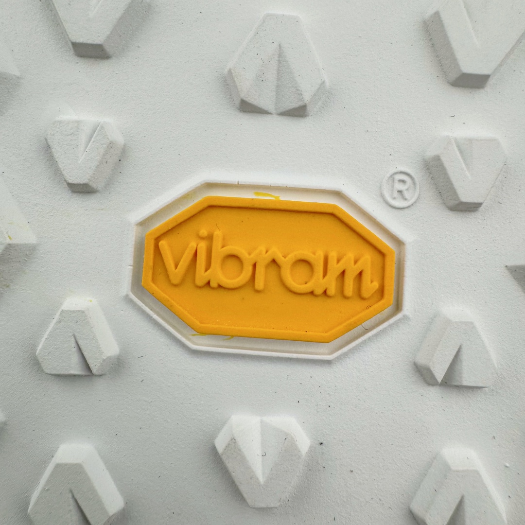 图片[19]-＃GD广顶 Arcteryx Kragg 始祖鸟一脚蹬系列长距离越野登山徒步户外防水多功能运动跑鞋 独家原底面配置 全套原厂生产指令 内外盒标包装纸鞋带配件均同步公司 公司一样的东西 放心开冲 外贸 零售 裸鞋 渠道货 随意操作 承诺半个月内开胶直接换新 尺码：39.5 40 40.5 41 42 42.5 43 44 44.5 45-选品中心