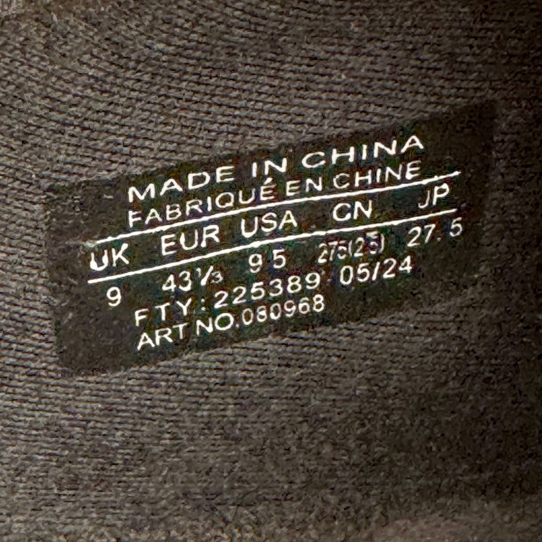 图片[19]-＃GD广顶 Arcteryx Kragg 始祖鸟一脚蹬系列长距离越野登山徒步户外防水多功能运动跑鞋 独家原底面配置 全套原厂生产指令 内外盒标包装纸鞋带配件均同步公司 公司一样的东西 放心开冲 外贸 零售 裸鞋 渠道货 随意操作 承诺半个月内开胶直接换新 尺码：39.5 40 40.5 41 42 42.5 43 44 44.5 45-选品中心