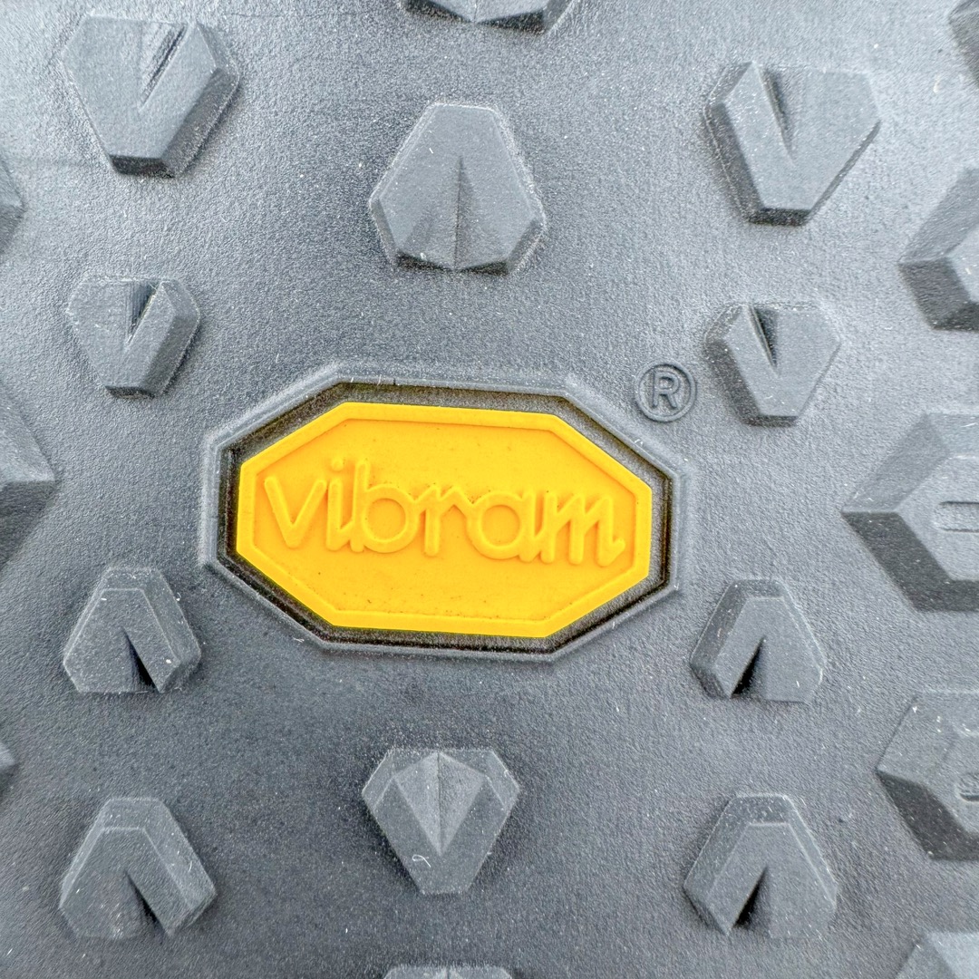 图片[11]-＃GD广顶 Arcteryx Kragg 始祖鸟一脚蹬系列长距离越野登山徒步户外防水多功能运动跑鞋 独家原底面配置 全套原厂生产指令 内外盒标包装纸鞋带配件均同步公司 公司一样的东西 放心开冲 外贸 零售 裸鞋 渠道货 随意操作 承诺半个月内开胶直接换新 尺码：39.5 40 40.5 41 42 42.5 43 44 44.5 45-选品中心