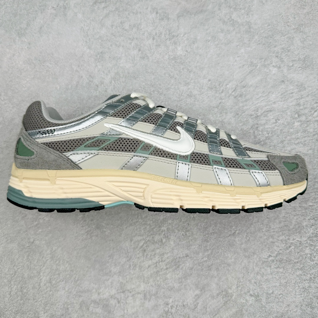 ＃CS纯原 NK P-6000 系列低帮复古老爹风休闲运动舒适慢跑鞋 白银 FN7509-029 购入原鞋原装纸板楦头开发 独家私模四层组合大底 市场唯一正确版本 良心定价 新配色陆续出货 进口三文治网面 融合 Pegasus 过往运动鞋设计 助力 21 世纪早期跑步运动跃升时尚新高度 采用透气网眼布、运动风格线条和耐穿覆面 兼具吸睛外观和舒适感受 中底泡绵以田径赛道为灵感 打造厚实设计 缔造出众缓震性能 尺码：36 36.5 37.5 38 38.5 39 40 40.5 41 42 42.5 43 44 44.5 45-选品中心