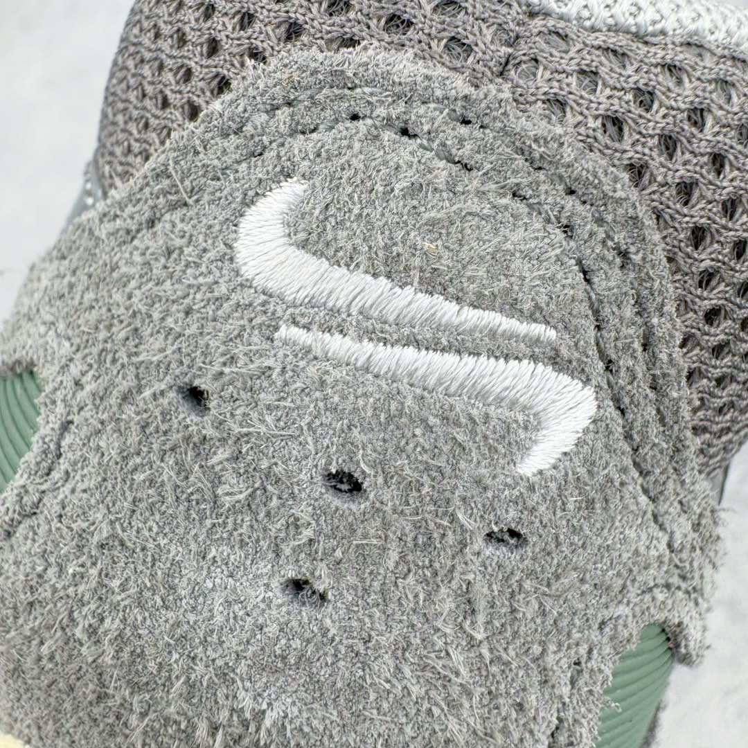 图片[13]-＃CS纯原 NK P-6000 系列低帮复古老爹风休闲运动舒适慢跑鞋 白银 FN7509-029 购入原鞋原装纸板楦头开发 独家私模四层组合大底 市场唯一正确版本 良心定价 新配色陆续出货 进口三文治网面 融合 Pegasus 过往运动鞋设计 助力 21 世纪早期跑步运动跃升时尚新高度 采用透气网眼布、运动风格线条和耐穿覆面 兼具吸睛外观和舒适感受 中底泡绵以田径赛道为灵感 打造厚实设计 缔造出众缓震性能 尺码：36 36.5 37.5 38 38.5 39 40 40.5 41 42 42.5 43 44 44.5 45-选品中心