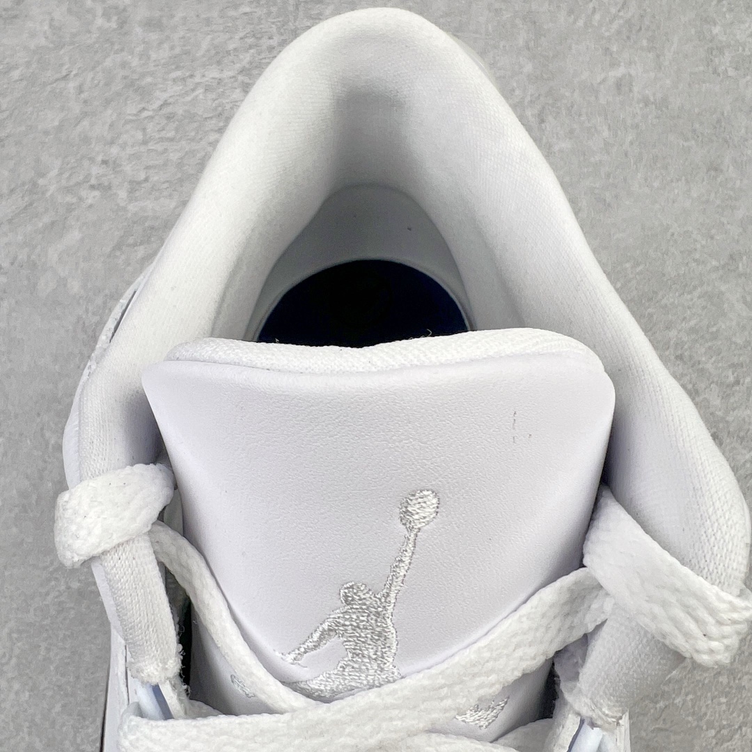 图片[15]-＃DF纯原特价 Fragment Design x Air Jordan AJ3 藤原浩闪电联名 DA3595-100 东莞元老级版师操刀倾力打造全网最强三代 原楦原纸板开发 确保原汁原味 字体间距大小 一码一段还原ZP 原厂闪电⚡Logo高频工艺 深浅饱满度 吊打市面 原厂皮料质感色泽绝无偏差 完美中底拉帮 原厂中底钢印 原档案大底 如假白送 大底纹路 气垫通透度PU的回弹性均百分百还原 原厂电绣鞋舌飞人刺绣针数立体讲究精细欢迎对比正品原鞋 尺码：40 40.5 41 42 42.5 43 44 44.5 45 46 47.5-选品中心