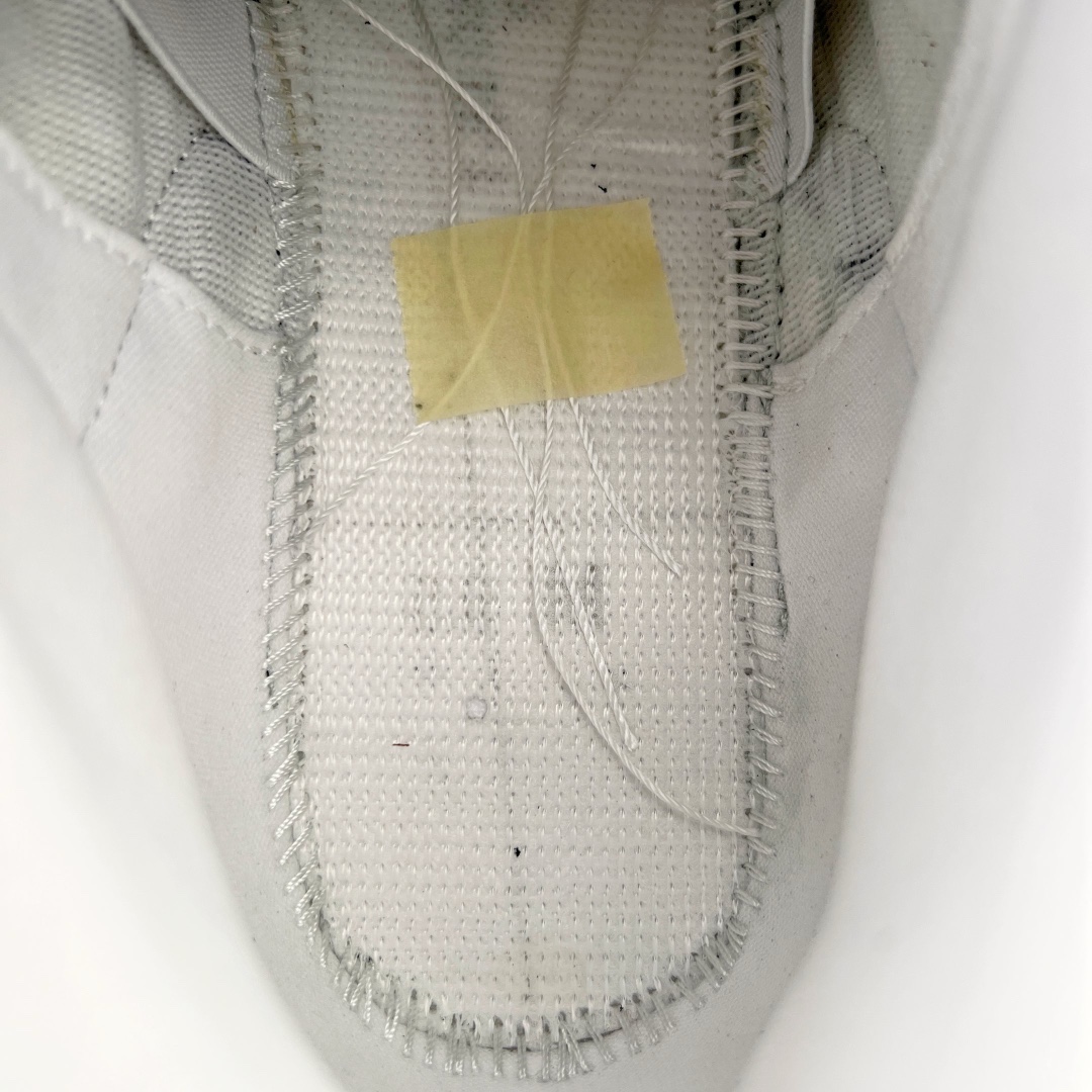 图片[18]-＃DF纯原特价 Fragment Design x Air Jordan AJ3 藤原浩闪电联名 DA3595-100 东莞元老级版师操刀倾力打造全网最强三代 原楦原纸板开发 确保原汁原味 字体间距大小 一码一段还原ZP 原厂闪电⚡Logo高频工艺 深浅饱满度 吊打市面 原厂皮料质感色泽绝无偏差 完美中底拉帮 原厂中底钢印 原档案大底 如假白送 大底纹路 气垫通透度PU的回弹性均百分百还原 原厂电绣鞋舌飞人刺绣针数立体讲究精细欢迎对比正品原鞋 尺码：40 40.5 41 42 42.5 43 44 44.5 45 46 47.5-选品中心