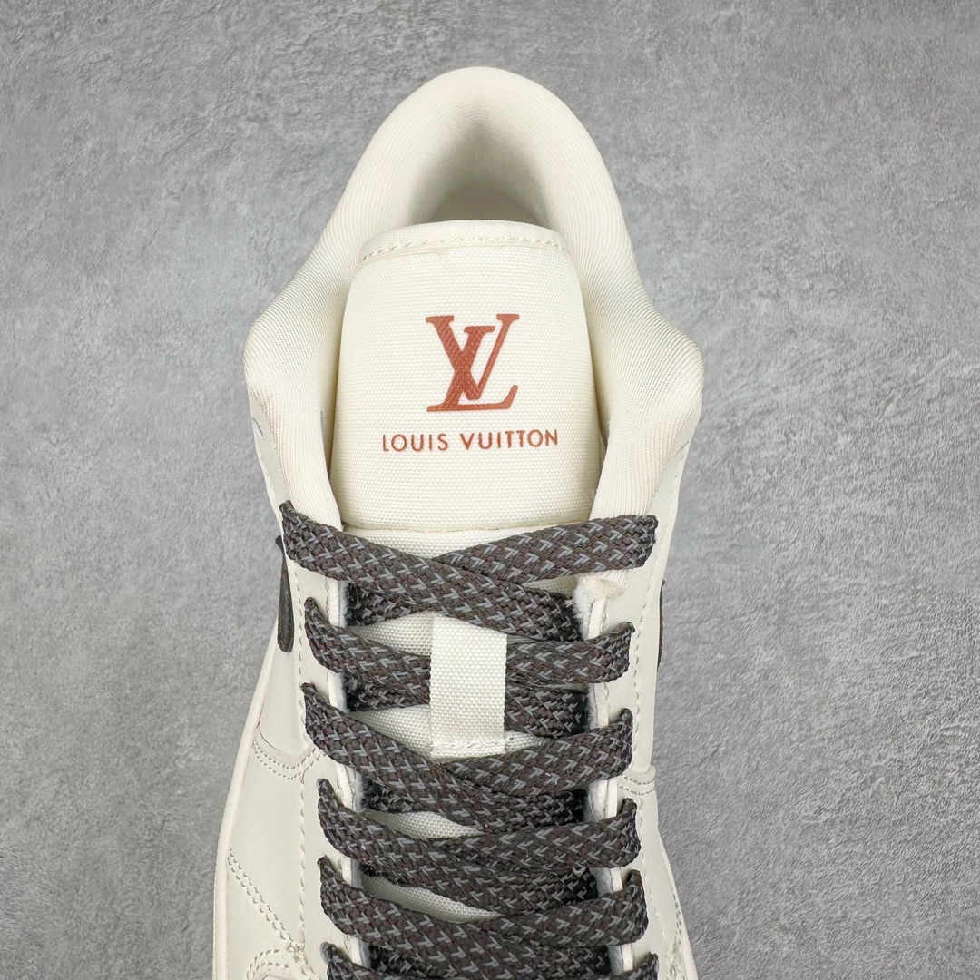 图片[5]-Air Jordan AJ1 Low 低帮系列定制配色 WG8850-004 原厂内置气垫魔块 A模大底 头层小牛皮 鞋舌AJ原厂专用牛津布+AJ专用反口珍珠布+原厂无杂质高弹内里海棉+特殊封边弹力鞋带 尺码：36 36.5 37.5 38 38.5 39 40 40.5 41 42 42.5 43 44 44.5 45 46-选品中心