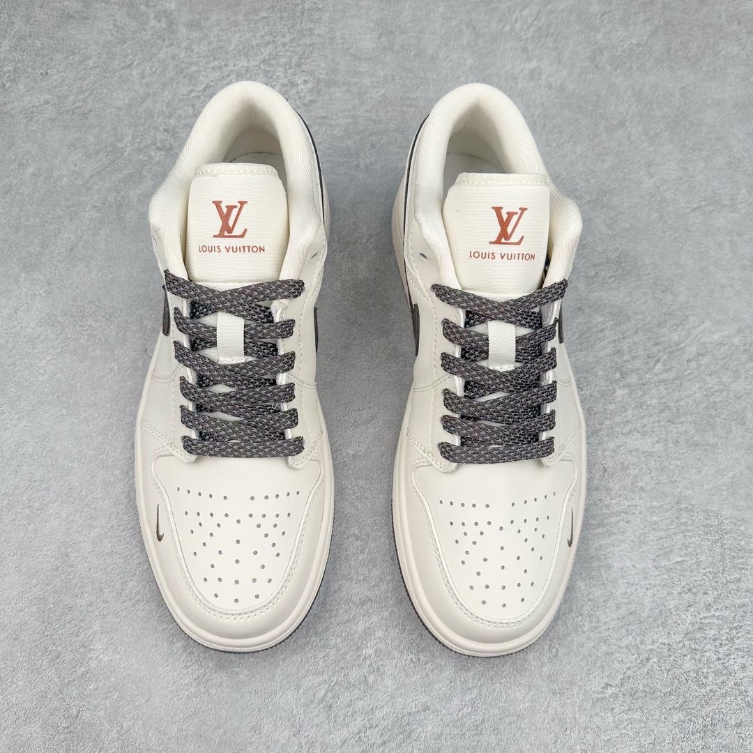 图片[2]-Air Jordan AJ1 Low 低帮系列定制配色 WG8850-004 原厂内置气垫魔块 A模大底 头层小牛皮 鞋舌AJ原厂专用牛津布+AJ专用反口珍珠布+原厂无杂质高弹内里海棉+特殊封边弹力鞋带 尺码：36 36.5 37.5 38 38.5 39 40 40.5 41 42 42.5 43 44 44.5 45 46-选品中心
