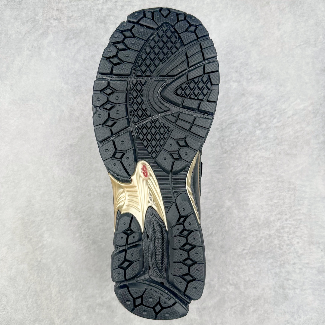 图片[9]-New Balance M1906R NB新百伦系列复古老爹风休闲运动慢跑鞋 采用轻质牛剖革拼接透气网眼衬垫织物鞋面材质 T-Beam大底提供足步弓支撑 保持步态稳定#后跟搭载外露缓震胶 鞋身整体以各种深浅不一的灰色覆盖 鞋头以淡蓝色调装饰，网眼衬垫通过不规律的色块实现做旧的美感 泛黄的鞋底更是进一步增添了复古气息 尺码：36 37 37.5 38 38.5 39.5 40 40.5 41.5 42 42.5 43 44 45-选品中心