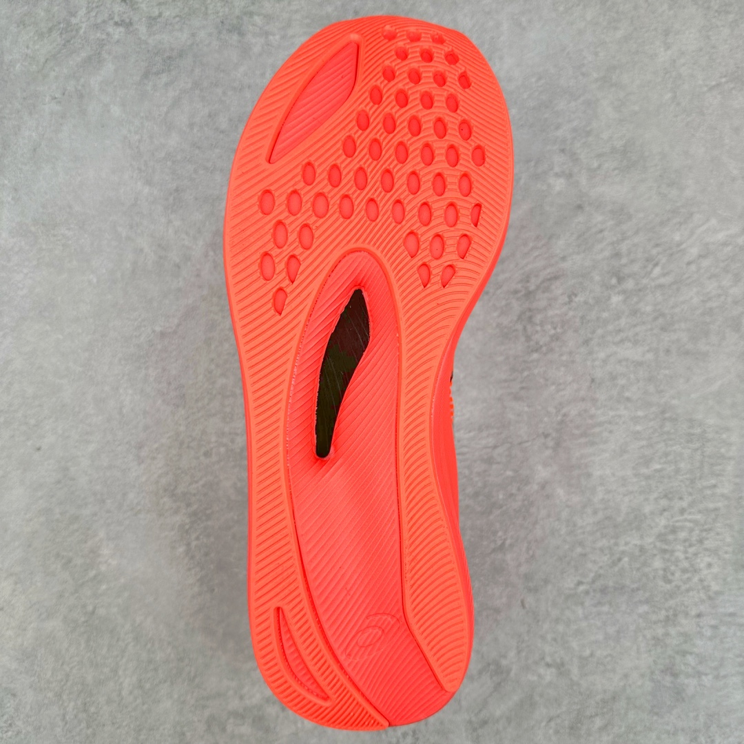 图片[9]-Asics Magic Speed 3 系列碳板竞速跑步鞋 鞋款采用亚瑟士FF BLAST CUSHIONING中底设计 为运动中带来回弾性和轻量性感受 工程网眼鞋面提供运动中所需的透气性和舒适性 内陷式碳板大底结构 带来运动时足底的舒适性和灵活性 帮助跑者获得轻盈的落地体验 尺码：36 37 38 39 39.5 40 40.5 41.5 42 42.5 43.5 44 45-选品中心