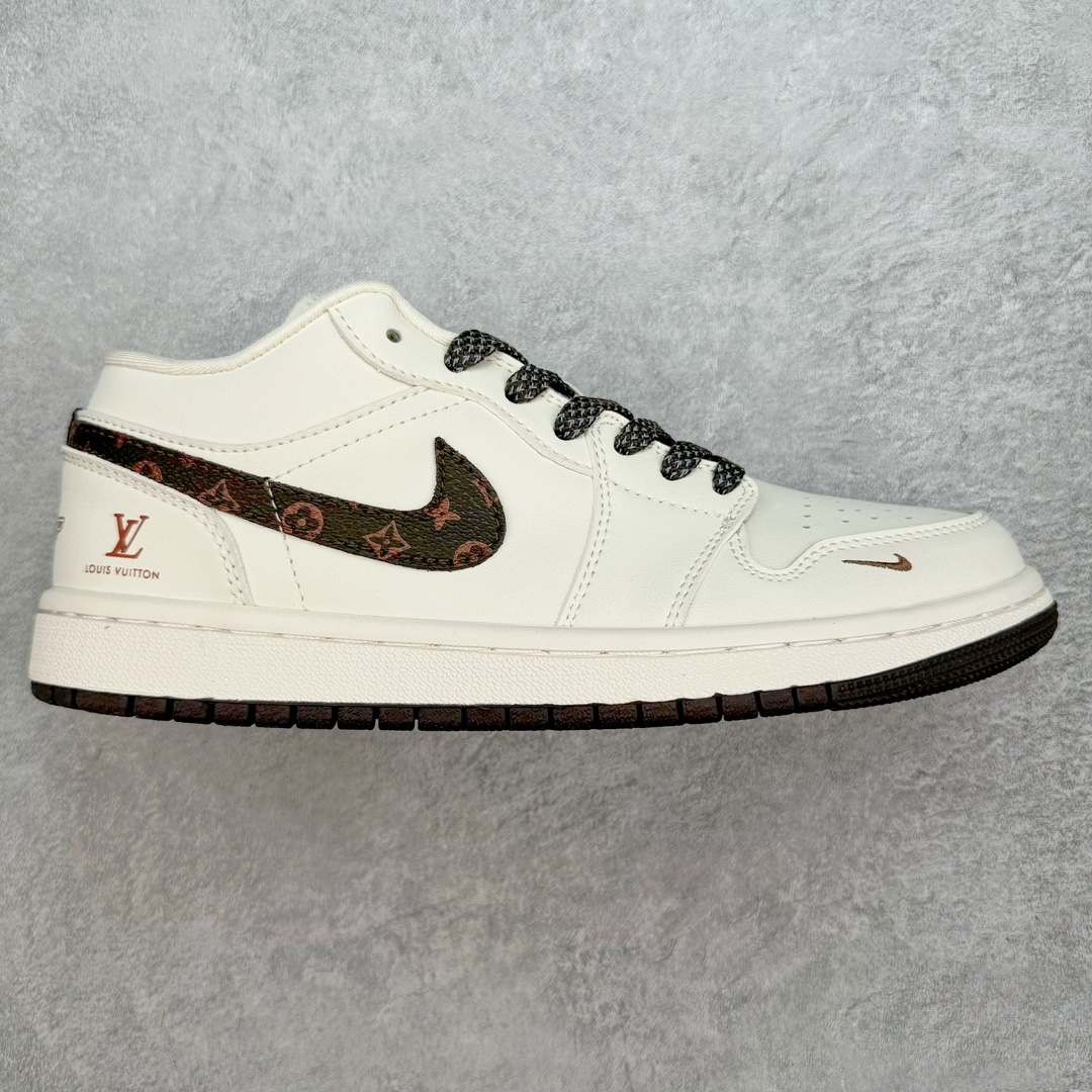 Air Jordan AJ1 Low 低帮系列定制配色 WG8850-004 原厂内置气垫魔块 A模大底 头层小牛皮 鞋舌AJ原厂专用牛津布+AJ专用反口珍珠布+原厂无杂质高弹内里海棉+特殊封边弹力鞋带 尺码:36 36.5 37.5 38 38.5 39 40 40.5 41 42 42.5 43 44 44.5 45 46-选品中心