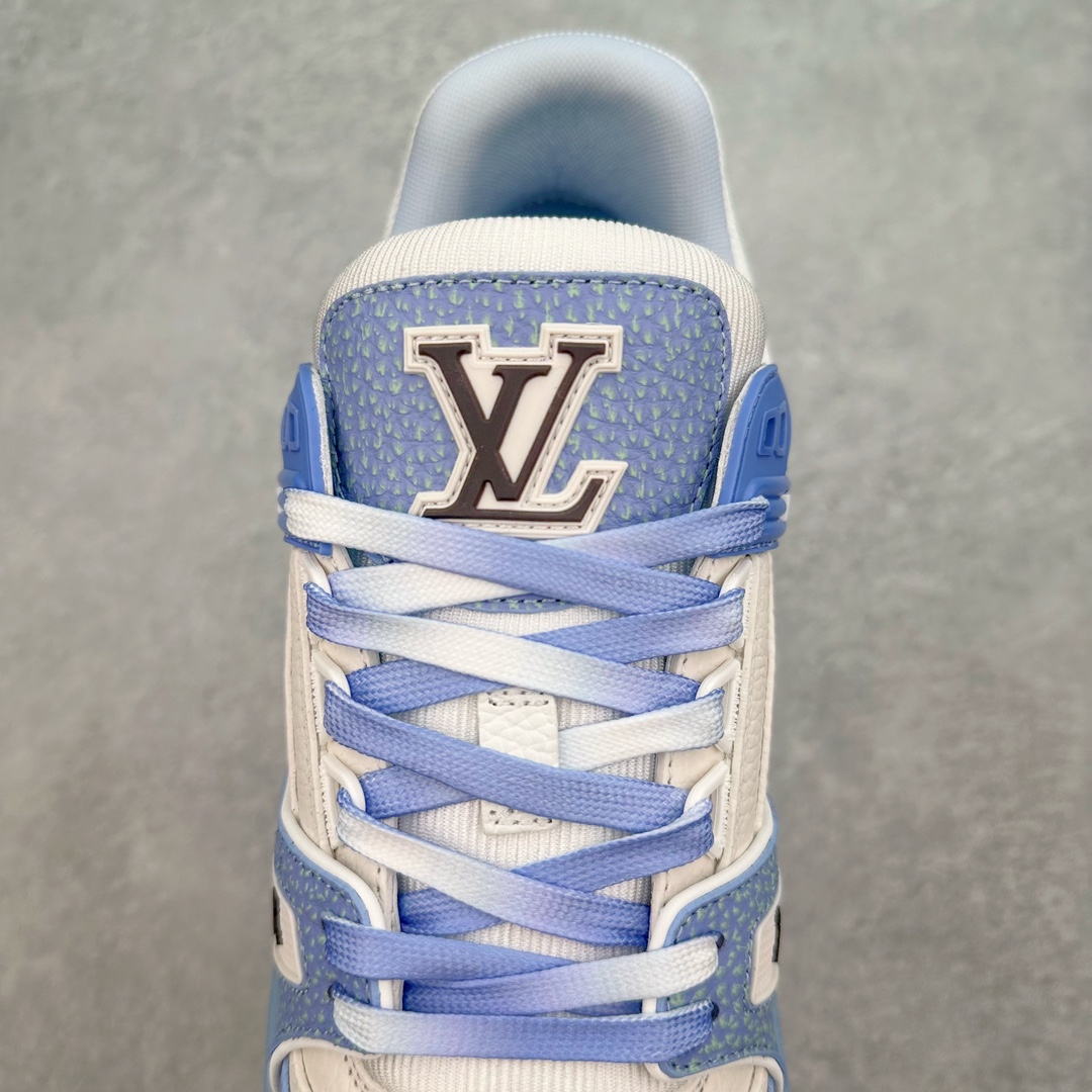 图片[5]-Louis Vuitton Trainer lv时装走秀运动鞋 做旧系列 全网最全配色更新最快 最成熟的做工稳定的品控 完美鞋型超高的清洁度 零毛边线头瑕疵 全套原楦原纸版原鞋开模 全网最具灵魂的版型 正确原装黄色鞋盒 正确中底印花 鞋面印花3D高频深度立体 全鞋电脑针车 紧密相连 针距密度一致 环保乳胶注塑鞋垫 厚度脚感还原原版 皮面裁剪部位 统一油边封口工艺 原装橡胶大底含胶量大底组合零偏差 专柜全套包装 防尘袋 说明书 质保卡 男女鞋 尺码：35 36 37 38 39 40 41 42 43 44 45-选品中心