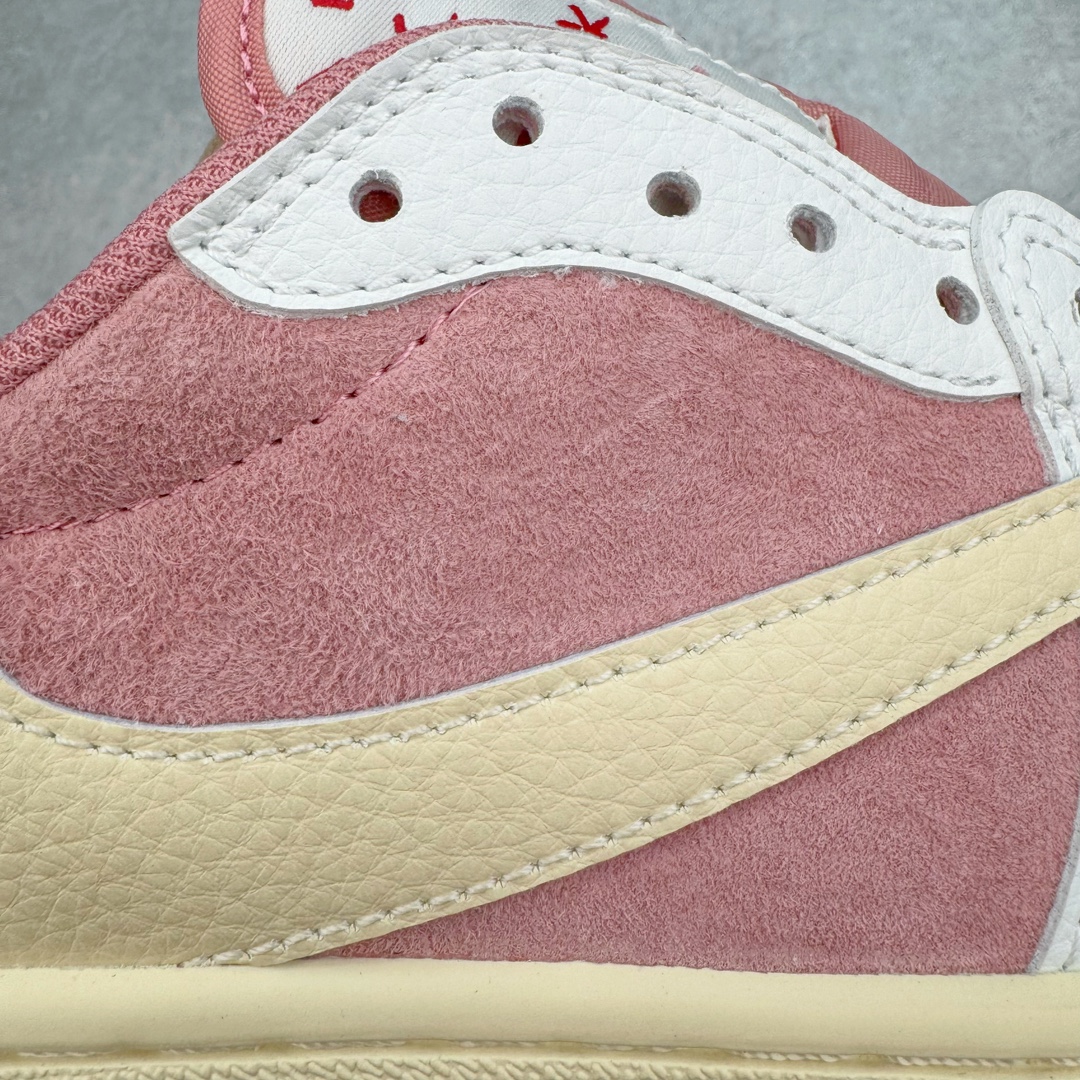 图片[14]-＃KZ神版特价 Travis Scott x Air Jordan AJ1 Low OG SP TS联名9.0 白粉倒钩低帮 DM7866-600 毫无疑问市场中端王者 耗时半年巨作 全套原纸板楦头开发 确保原汁原味 完美呈现倒钩版型 原档案转印油墨一体 东莞原厂磨具大底独家尺码35.5 48.5 一码一磨具拒绝假半码 此版本只针对中端市场 皮料材质有所更替 其他数据细节工艺流程均保持一致 绝不口嗨 细节品控鞋型随意秒杀市面3XX 4XX 原盒原配 外盒透明胶套 内侧字体 工整带凹凸感 原厂拉帮工艺 针距密度一致 后跟弧度收口自然不对折 极致一眼正品既视感 进口玻璃冲刀皮料裁剪零毛边 承诺百分百一致原鞋 全鞋电脑针车工艺 进口港宝加持 后跟自然饱满 全鞋荧光划线卡点 追求极致完美 每一双都是工艺品 多重QC质检 超越公司货的品控标准 实实在在的免检产品 尺码：35.5 36 36.5 37.5 38 38.5 39 40 40.5 41 42 42.5 43 44 44.5 45 46 47.5 48.5-选品中心