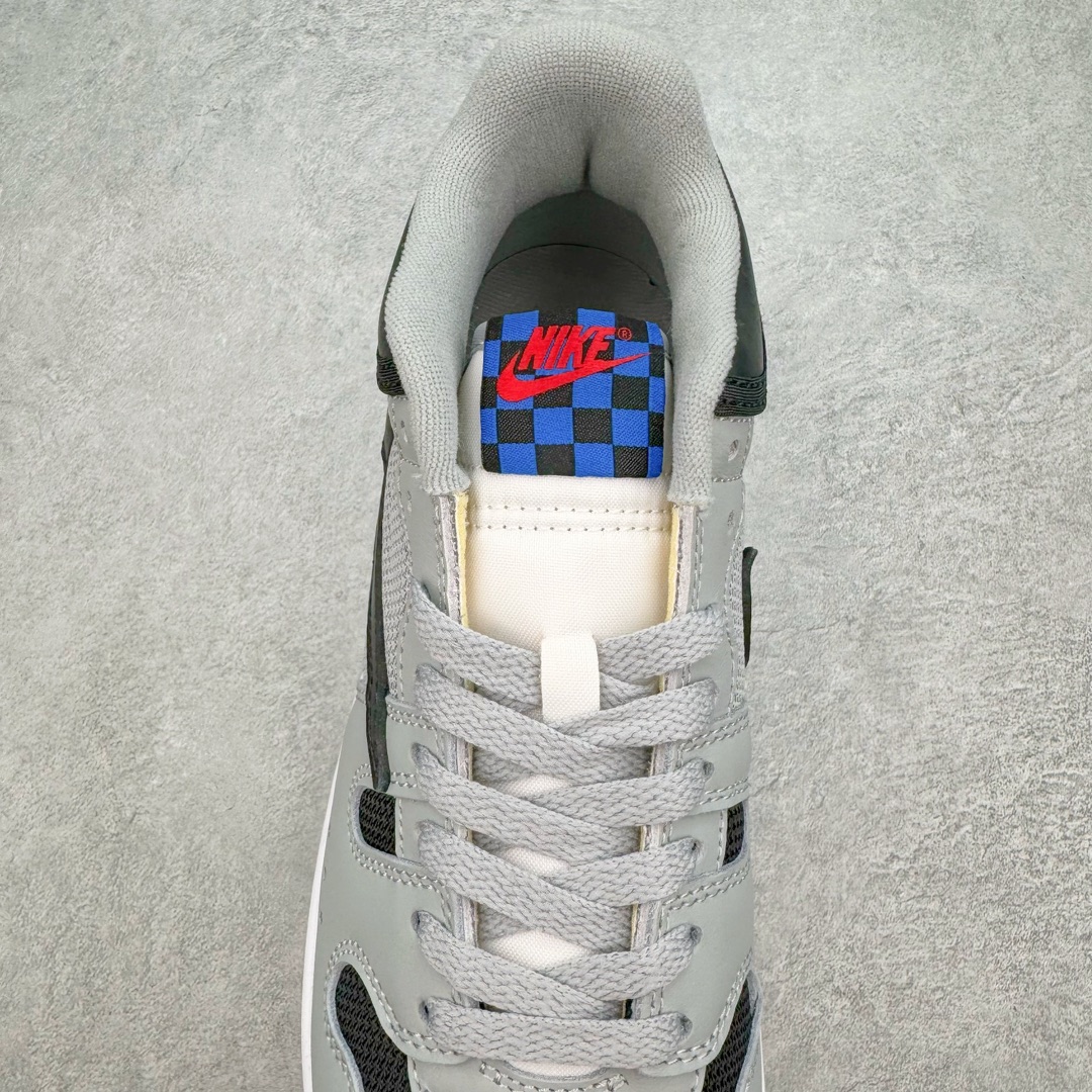 图片[5]-＃AY纯原 Travis Scott x NK Mac Attack 复古时尚滑板鞋 联名灰黑 货号：HF4198-001 该鞋款最初于1984年为网球运动员约翰-麦肯罗打造 其复古的颜值也受到众多大佬的喜爱 此前Travis Scott就曾多次在社交场合上脚 全新的\\\”Red Crush\\\”鞋身同样以网眼和皮革材质拼接打造 整体以纯色为主色调 搭配Swoosh等细节点缀 颜值十分简约 此外鞋舌标签也同样以特殊的格纹样式设计 营造出复古的氛围 后跟鞋帮部分的Nike字样以白色呈现 内衬上还带有特殊的货号以及尺码字样 尺码：39 40 40.5 41 42 42.5 43 44 44.5 45 46-选品中心