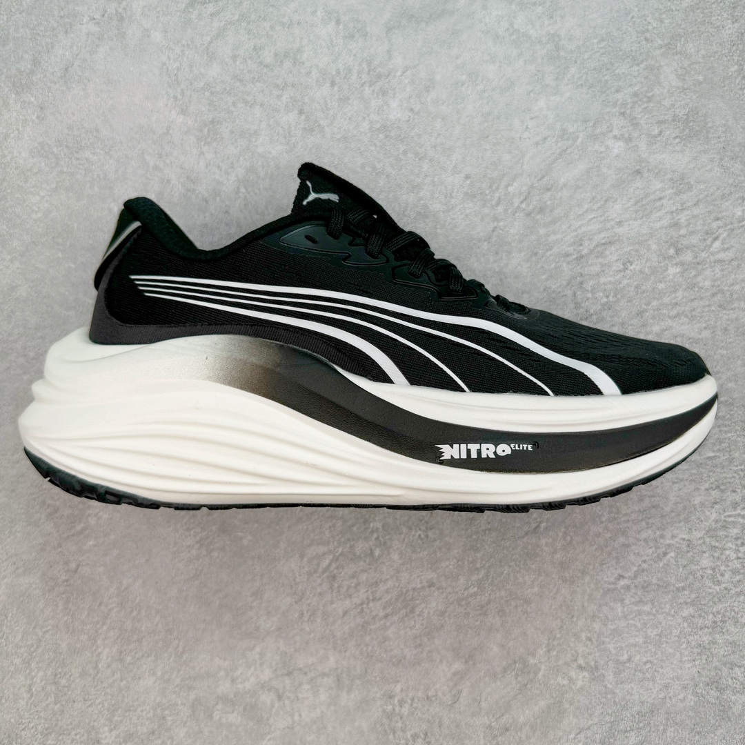 ＃F版 Puma Race TO Beat The Elite 彪马低帮专业越野户外跑步鞋 这款鞋5mm的前后掌落差能让你贴近自然跑的步态 使你的身体对鞋子的缓震和支撑特性依赖变少 从而增加自身的下肢力量 鞋底防滑性能在下坡的石板台阶和原始路面都有很好的表现 厚底设计 在快速下坡时起到缓震保护作用 减少重力给予脚踝 膝部 髋关节等处带来的冲击力 310088 尺码：36 36.5 37 38 38.5 39 40 40.5 41 42 42.5 43 44 45-选品中心