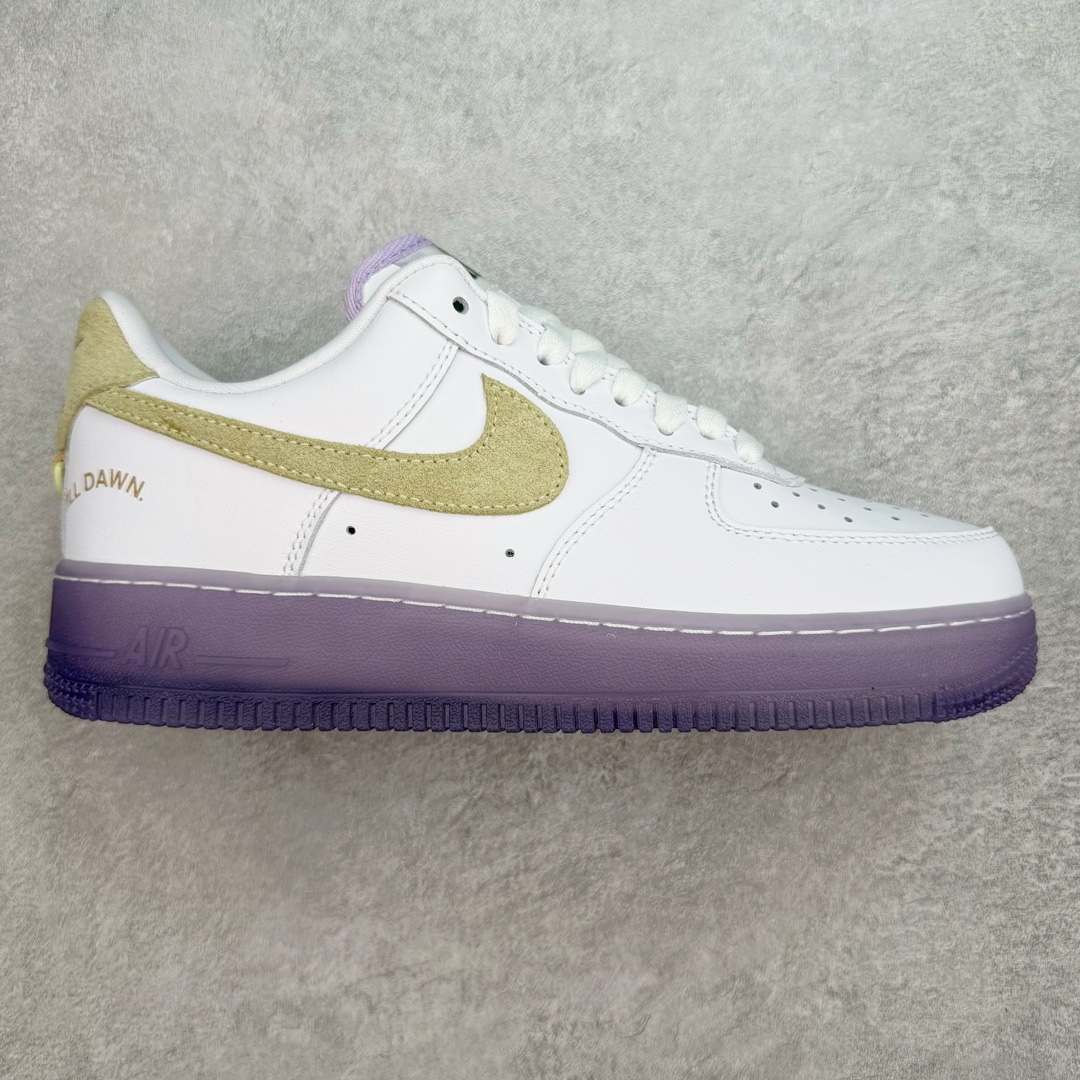 NK Air Force 1´07 Low 空军一号低帮百搭休闲运动板鞋 HF5719-139 柔软、弹性十足的缓震性能和出色的中底设计 横跨复古与现代的外型结合 造就出风靡全球 三十多年的Force 1 直到今天还深受青睐 尺码:36 36.5 37.5 38 38.5 39 40 40.5 41 42 42.5 43 44 44.5 45-选品中心