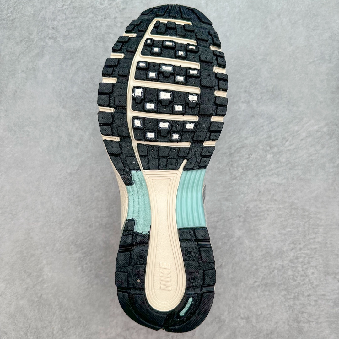 图片[9]-NK P-6000 系列低帮复古老爹风休闲运动舒适慢跑鞋 融合 Pegasus 过往运动鞋设计 助力 21 世纪早期跑步运动跃升时尚新高度 采用透气网眼布、运动风格线条和耐穿覆面 兼具吸睛外观和舒适感受 中底泡绵以田径赛道为灵感 打造厚实设计 缔造出众缓震性能 尺码：36 36.5 37.5 38 38.5 39 40 40.5 41 42 42.5 43 44 44.5 45-选品中心