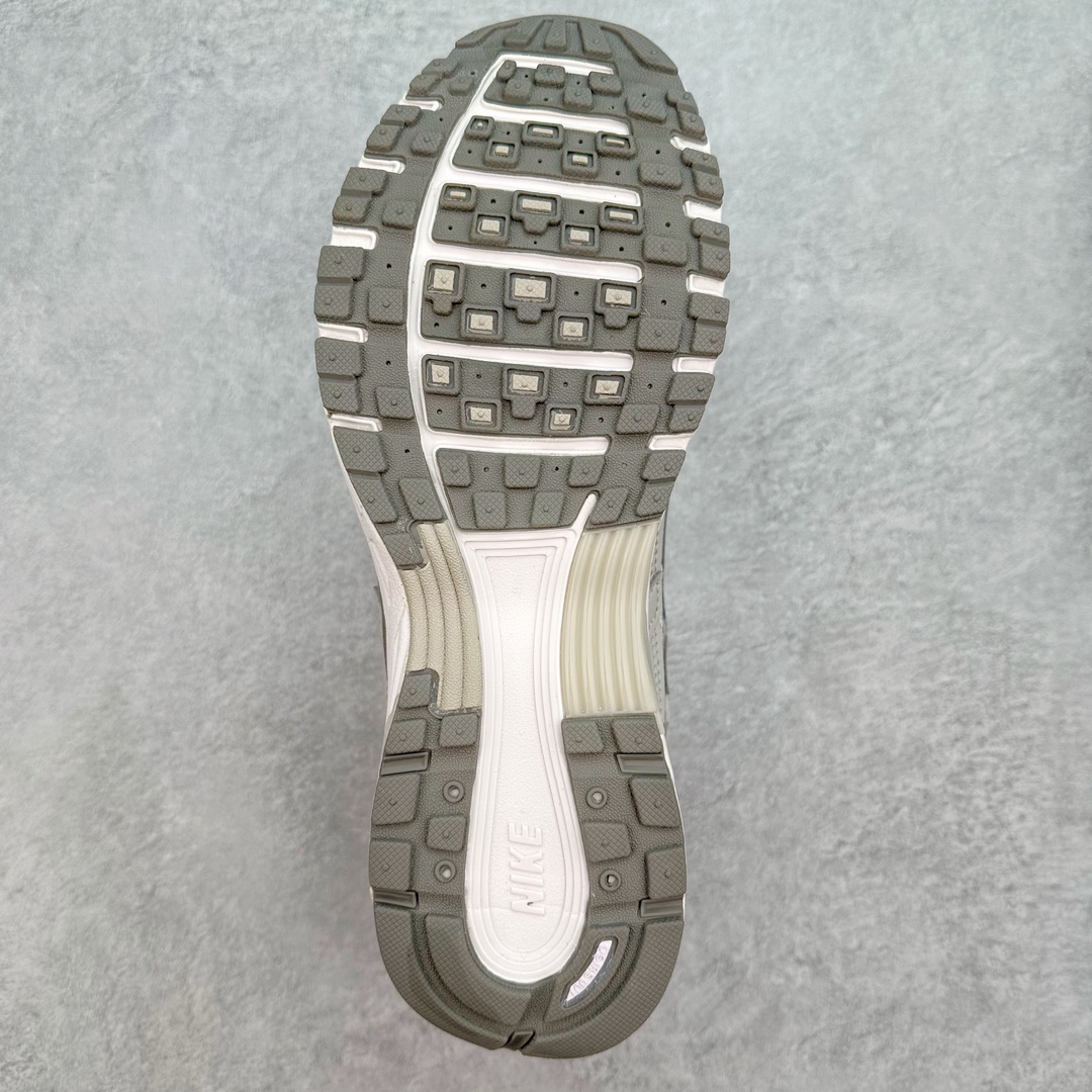 图片[9]-NK P-6000 系列低帮复古老爹风休闲运动舒适慢跑鞋 融合 Pegasus 过往运动鞋设计 助力 21 世纪早期跑步运动跃升时尚新高度 采用透气网眼布、运动风格线条和耐穿覆面 兼具吸睛外观和舒适感受 中底泡绵以田径赛道为灵感 打造厚实设计 缔造出众缓震性能 尺码：36 36.5 37.5 38 38.5 39 40 40.5 41 42 42.5 43 44 44.5 45-选品中心