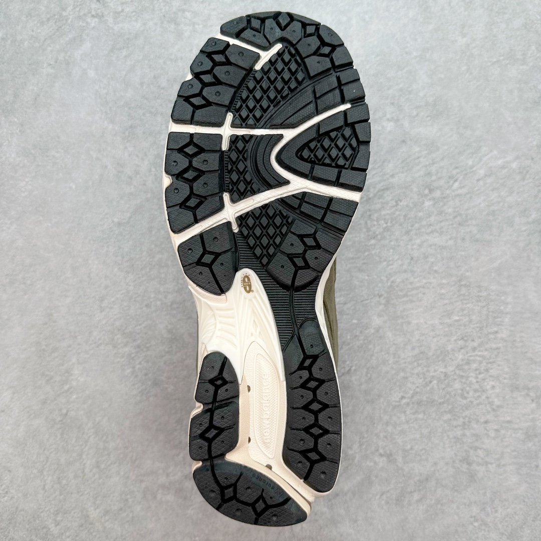 图片[9]-New Balance 2002R NB2002 男女休闲慢跑鞋 必备的时髦单品之一 最新出的2002R系列 这款延续了经典科技 升级版N-ERGY缓震物料机能与材质上脚太舒适了 鞋面的柔软麂皮搭配尼龙网布 特别透气而且还复古感 不管是搭配牛仔裤还工装裤都是百搭！小红书众多博主上脚推荐！尺码：36 36.5 37.5 38 38.5 39.5 40 40.5 41 42 42.5 43 44 45-选品中心