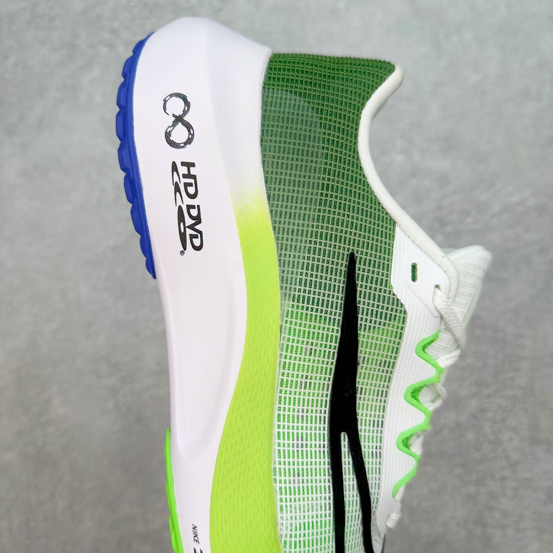 图片[6]-NK Zoom Fly 5 飞行5代马拉松系列低帮透气休闲运动慢跑鞋 DM8968-101 NK旗下跑鞋阵容持续迎来新成员 今回正式登场的鞋型为 Zoom Fly 5 全鞋大量采用回收材料制成 鞋面搭载创新 Flyknit 技术打造的编织网眼 同时考量了舒适、性能与可持续性 采用大型 ZoomX 中底与 Swoosh 徽标注入等变化 鞋侧还有「Push Limits + Break Barriers」字样叙述 尺码：36 36.5 37.5 38 38.5 39 40 40.5 41 42 42.5 43 44 44.5 45-选品中心