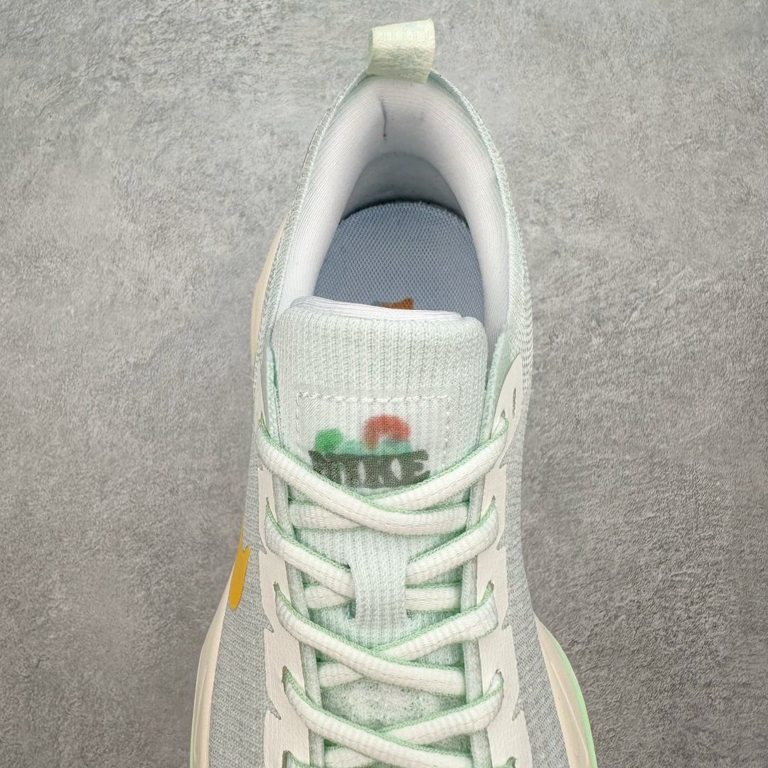 图片[5]-＃福利特价 NK ZoomX Invincible Run Flyknit FK3 不可战胜3代系列轻量飞织低帮休闲运动慢跑鞋 此鞋专为短跑运动员而生 是为 5 至 10 公里距离的赛事和训练打造 整体设计采用流线型的轻质工程网眼材质构成鞋面 并与其他 Running 旗舰鞋款同样搭载全脚掌 ZoomX 缓冲中底 搭配 Pebax 物料与橡胶外底 ZoomX StreakFly 首发配色以Prototype呈现 其灵感是来自开发期间的磨损测试 透过编号的标记与内侧的预期跑步距离突出研发过程 尺码：36 36.5 37.5 38 38.5 39 40 40.5 41 42 42.5 43 44 44.5 45-选品中心