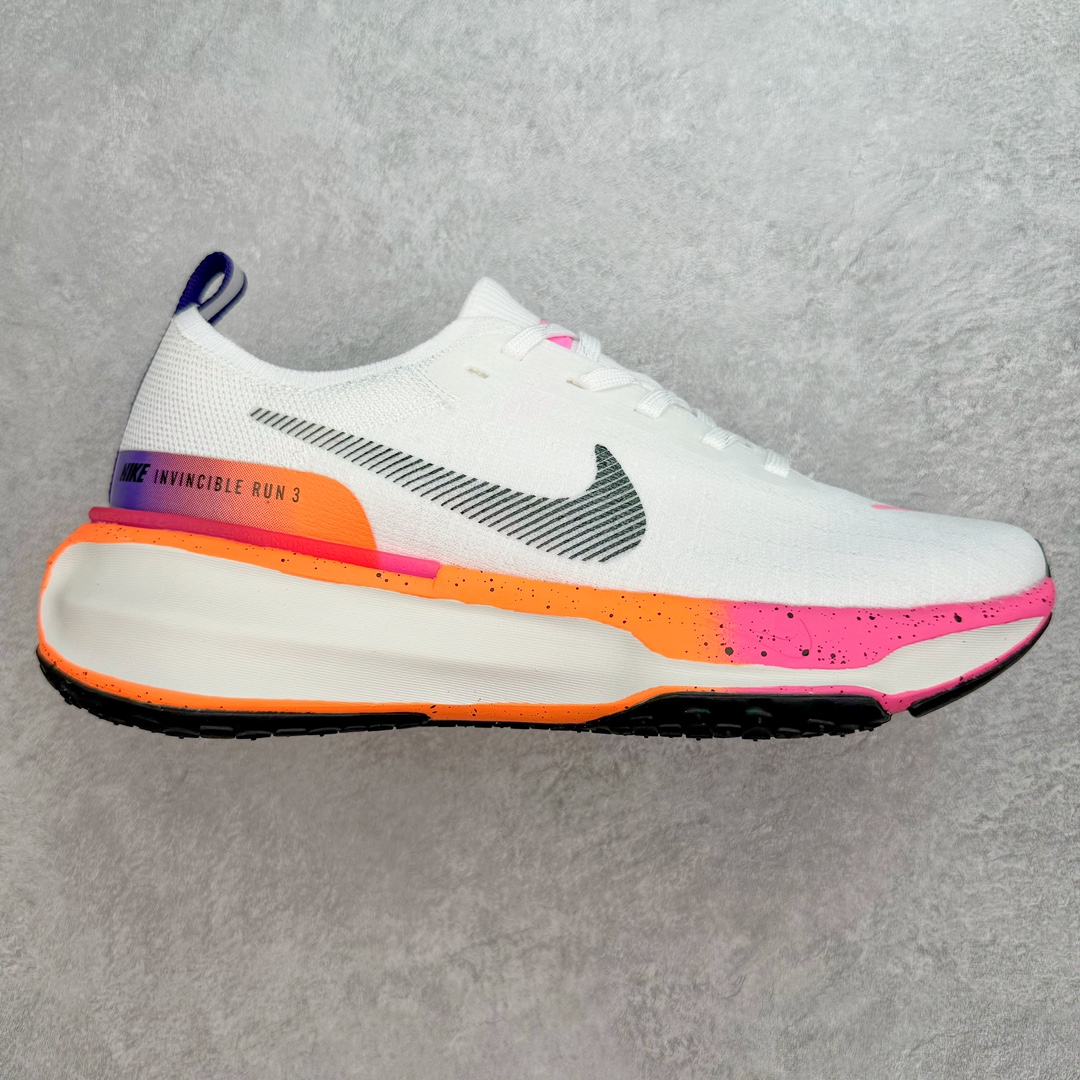 ＃福利特价 NK ZoomX Invincible Run Flyknit FK3 不可战胜3代系列轻量飞织低帮休闲运动慢跑鞋 此鞋专为短跑运动员而生 是为 5 至 10 公里距离的赛事和训练打造 整体设计采用流线型的轻质工程网眼材质构成鞋面 并与其他 Running 旗舰鞋款同样搭载全脚掌 ZoomX 缓冲中底 搭配 Pebax 物料与橡胶外底 ZoomX StreakFly 首发配色以Prototype呈现 其灵感是来自开发期间的磨损测试 透过编号的标记与内侧的预期跑步距离突出研发过程 尺码：36 36.5 37.5 38 38.5 39 40 40.5 41 42 42.5 43 44 44.5 45-选品中心