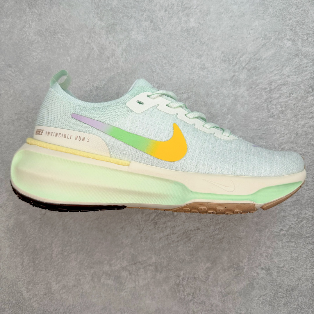 ＃福利特价 NK ZoomX Invincible Run Flyknit FK3 不可战胜3代系列轻量飞织低帮休闲运动慢跑鞋 此鞋专为短跑运动员而生 是为 5 至 10 公里距离的赛事和训练打造 整体设计采用流线型的轻质工程网眼材质构成鞋面 并与其他 Running 旗舰鞋款同样搭载全脚掌 ZoomX 缓冲中底 搭配 Pebax 物料与橡胶外底 ZoomX StreakFly 首发配色以Prototype呈现 其灵感是来自开发期间的磨损测试 透过编号的标记与内侧的预期跑步距离突出研发过程 尺码：36 36.5 37.5 38 38.5 39 40 40.5 41 42 42.5 43 44 44.5 45-选品中心