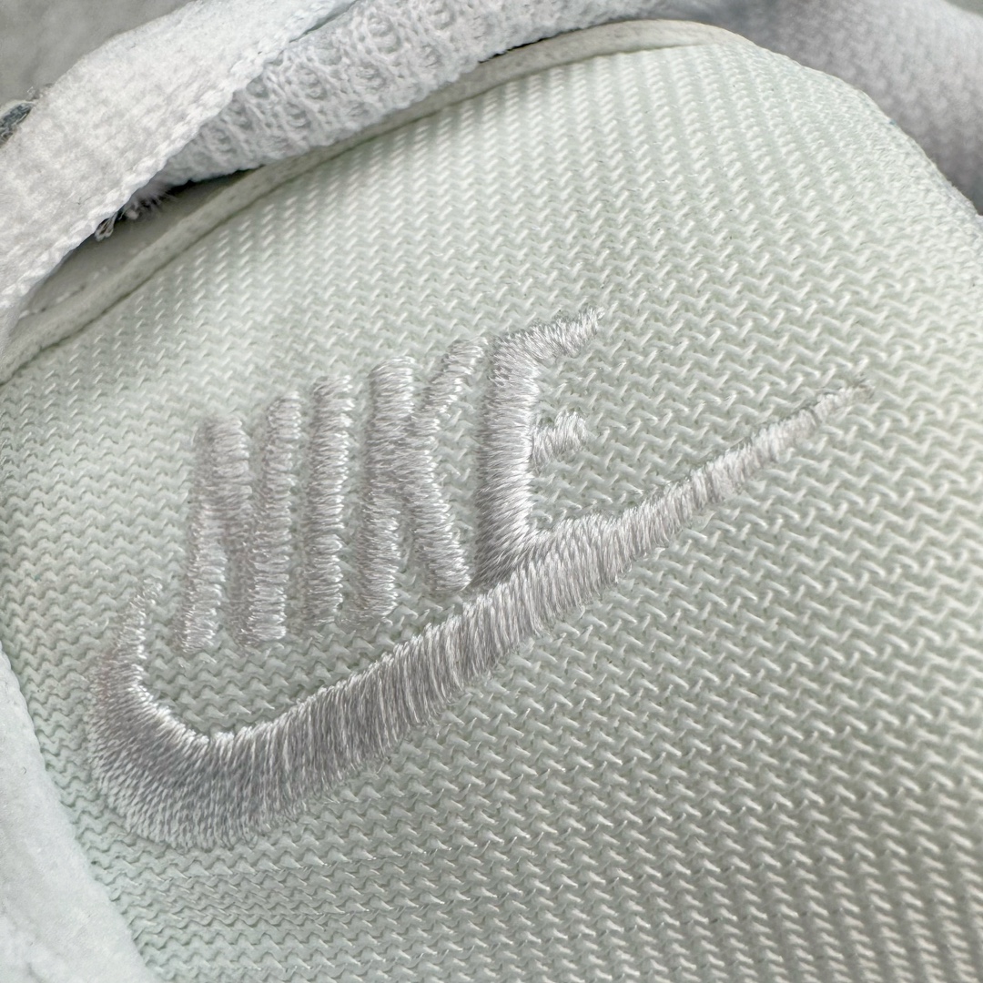 图片[11]-＃纯原福利 NK M2K Tekno 复古潮流百搭休闲运动旅游老爹鞋 BQ3378-100 官方新版二维码鞋标 扫码直达官网 客供原厂模具 内增专柜试穿防尘纸 配件齐全 鞋盒钢印 合格证 独立一次发泡轻量高回弹私模 后跟使用台湾代工厂一致定型机定型 线条效果和脚感完美 真正一码一模具对应生产 区别市面诸多版本 从 Monarch 系列汲取灵感 以太空时代细节演绎未来风范 分层鞋面借鉴自元年款 Monarch 同时厚实鞋底撷取人气 Monarch IV 设计元素 采用混合动物印花和镶嵌设计 焕新演绎经典之作 彰显出众外观 轻盈泡棉缓震系统 打造出众支撑力与柔软舒适感受 轻盈泡棉中底 柔软缓震 后跟提拉设计 令鞋款便于穿脱 耐穿橡胶纹路 塑就出众抓地效果 皮革、合成材质和织物组合鞋面 轻盈耐 尺码：35.5 36 36.5 37.5 38 38.5 39 40 40.5 41 42 42.5 43 44 44.5 45-选品中心