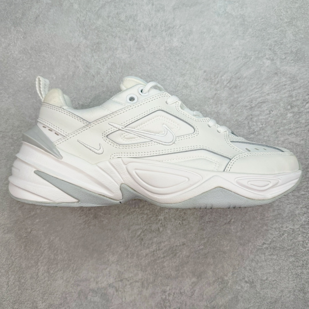 ＃纯原福利 NK M2K Tekno 复古潮流百搭休闲运动旅游老爹鞋 AO3108-100 官方新版二维码鞋标 扫码直达官网 客供原厂模具 内增专柜试穿防尘纸 配件齐全 鞋盒钢印 合格证 独立一次发泡轻量高回弹私模 后跟使用台湾代工厂一致定型机定型 线条效果和脚感完美 真正一码一模具对应生产 区别市面诸多版本 从 Monarch 系列汲取灵感 以太空时代细节演绎未来风范 分层鞋面借鉴自元年款 Monarch 同时厚实鞋底撷取人气 Monarch IV 设计元素 采用混合动物印花和镶嵌设计 焕新演绎经典之作 彰显出众外观 轻盈泡棉缓震系统 打造出众支撑力与柔软舒适感受 轻盈泡棉中底 柔软缓震 后跟提拉设计 令鞋款便于穿脱 耐穿橡胶纹路 塑就出众抓地效果 皮革、合成材质和织物组合鞋面 轻盈耐 尺码：35.5 36 36.5 37.5 38 38.5 39 40 40.5 41 42 42.5 43 44 44.5 45-选品中心