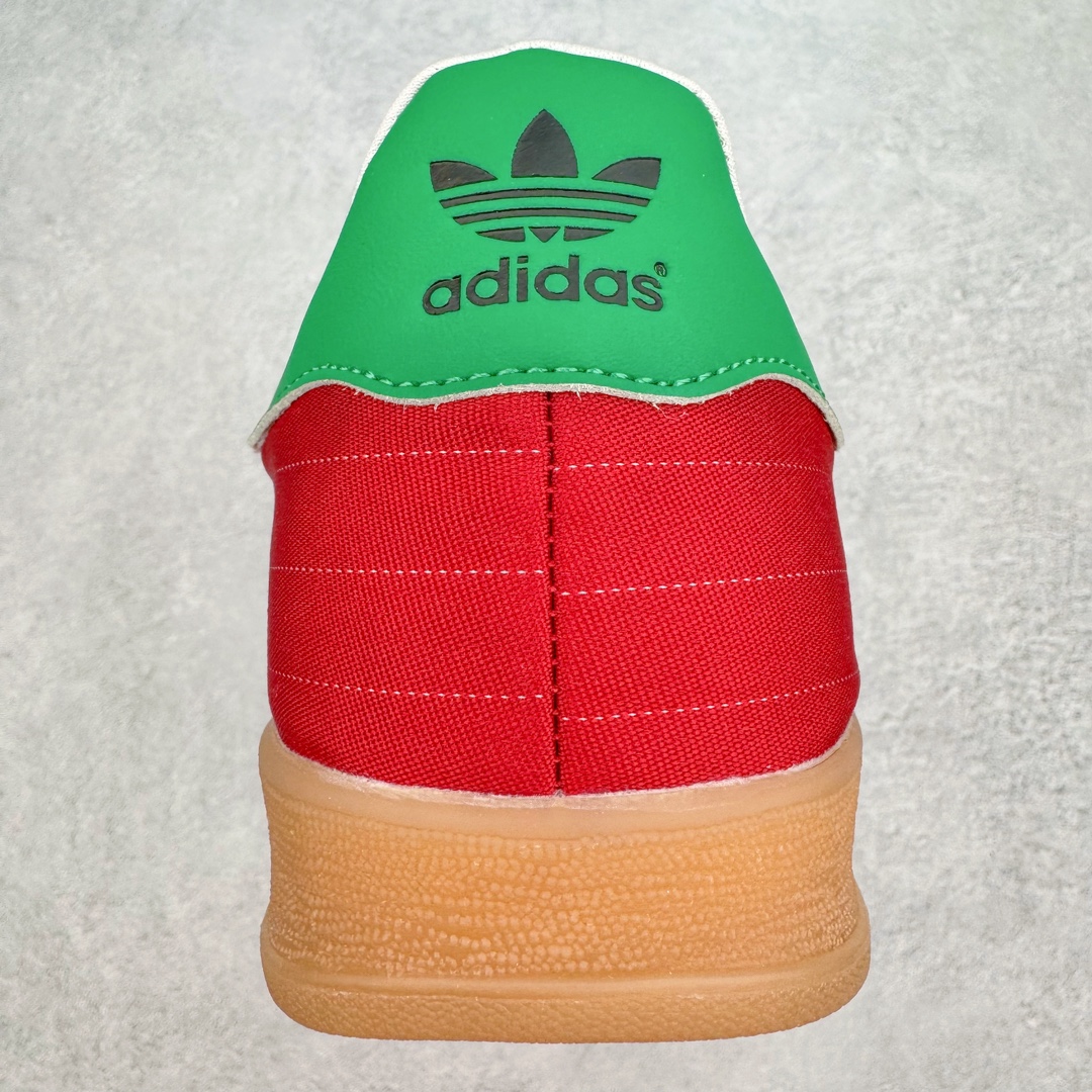 图片[8]-＃MF AD Original Gazelle Indoor Trainers 瞪羚室内鞋系列低帮复古百搭休闲运动德训风板鞋 IF9641 高端零售特供批次 原厂定制长毛翻毛皮组合环保纤维革鞋面材质 内置环保海玻璃鞋垫 外置RB橡胶大底 产品品控稳定性领先行业 原厂全套原楦原纸板冲刀磨具开发 原厂皮料加持 原厂港宝加持定型后跟R度完美 将复古进行到底 简约流畅 三十年不变经典 这款Gazelle运动鞋 无论面料、配色、质感或设计 都只在重现其1991年原款的经典 皮革鞋面 撞色三条纹和鞋跟标的设计 力求呈现90年代的经典复古风潮 Samba火热的同时 也带动了其它的复古鞋型 Gazelle便是其中一只 Gazelle Indoor拥有包边更宽的T字型鞋头 更好的保护运动员的前掌 浓浓的复古氛围感 非常适合现在流行的Cleanfit风格 尺码：35.5 36 36⅔ 37⅓ 38 38⅔ 39⅓ 40 40⅔ 41⅓ 42 42⅔ 43⅓ 44 44⅔ 45-选品中心