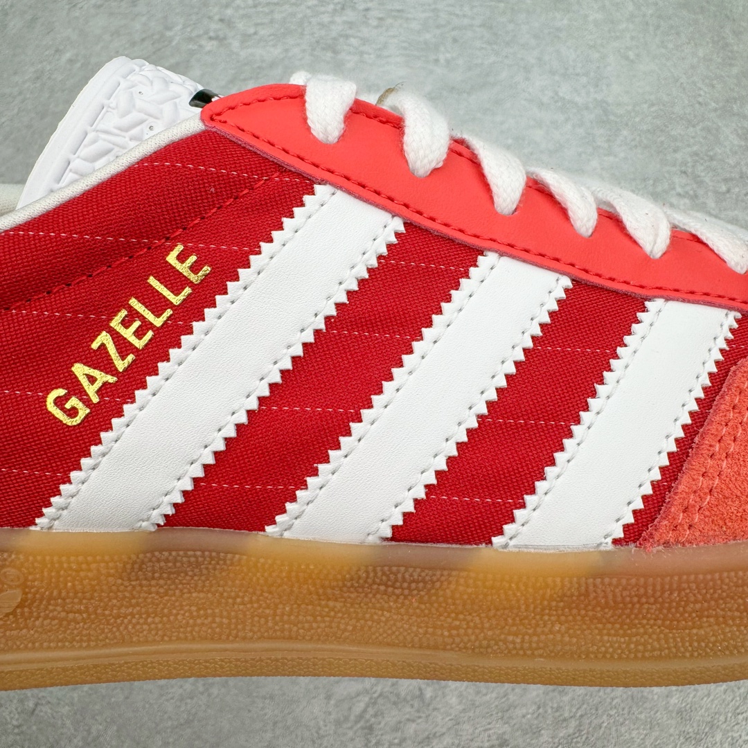 图片[17]-＃MF AD Original Gazelle Indoor Trainers 瞪羚室内鞋系列低帮复古百搭休闲运动德训风板鞋 IF9641 高端零售特供批次 原厂定制长毛翻毛皮组合环保纤维革鞋面材质 内置环保海玻璃鞋垫 外置RB橡胶大底 产品品控稳定性领先行业 原厂全套原楦原纸板冲刀磨具开发 原厂皮料加持 原厂港宝加持定型后跟R度完美 将复古进行到底 简约流畅 三十年不变经典 这款Gazelle运动鞋 无论面料、配色、质感或设计 都只在重现其1991年原款的经典 皮革鞋面 撞色三条纹和鞋跟标的设计 力求呈现90年代的经典复古风潮 Samba火热的同时 也带动了其它的复古鞋型 Gazelle便是其中一只 Gazelle Indoor拥有包边更宽的T字型鞋头 更好的保护运动员的前掌 浓浓的复古氛围感 非常适合现在流行的Cleanfit风格 尺码：35.5 36 36⅔ 37⅓ 38 38⅔ 39⅓ 40 40⅔ 41⅓ 42 42⅔ 43⅓ 44 44⅔ 45-选品中心