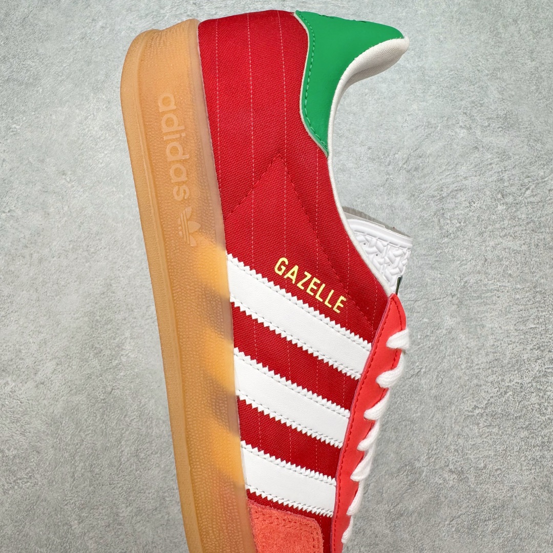 图片[6]-＃MF AD Original Gazelle Indoor Trainers 瞪羚室内鞋系列低帮复古百搭休闲运动德训风板鞋 IF9641 高端零售特供批次 原厂定制长毛翻毛皮组合环保纤维革鞋面材质 内置环保海玻璃鞋垫 外置RB橡胶大底 产品品控稳定性领先行业 原厂全套原楦原纸板冲刀磨具开发 原厂皮料加持 原厂港宝加持定型后跟R度完美 将复古进行到底 简约流畅 三十年不变经典 这款Gazelle运动鞋 无论面料、配色、质感或设计 都只在重现其1991年原款的经典 皮革鞋面 撞色三条纹和鞋跟标的设计 力求呈现90年代的经典复古风潮 Samba火热的同时 也带动了其它的复古鞋型 Gazelle便是其中一只 Gazelle Indoor拥有包边更宽的T字型鞋头 更好的保护运动员的前掌 浓浓的复古氛围感 非常适合现在流行的Cleanfit风格 尺码：35.5 36 36⅔ 37⅓ 38 38⅔ 39⅓ 40 40⅔ 41⅓ 42 42⅔ 43⅓ 44 44⅔ 45-选品中心