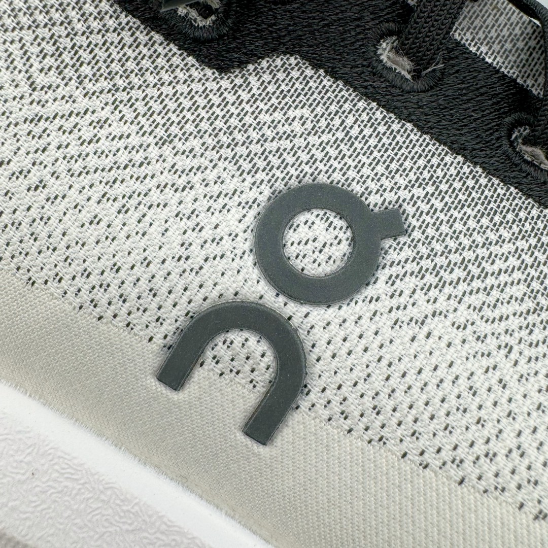 图片[11]-On Cloudtilt 昂跑减震生活休闲鞋 此运动品牌 开创于2010年 缓震着陆、强效回弹、轻柔质感的设计构思始终是ON研制关键 与此同时基于“为全球提供革新性的跑步感受”信念 陆续推出了多款跑鞋及其以专业运动人体跑步工程学为设计关键的功能性跑步服饰设备 让跑者不费力气地畅快畅跑 尺码：36 36.5 37.5 38 38.5 39 40 40.5 41 42 42.5 43 44 44.5 45-选品中心