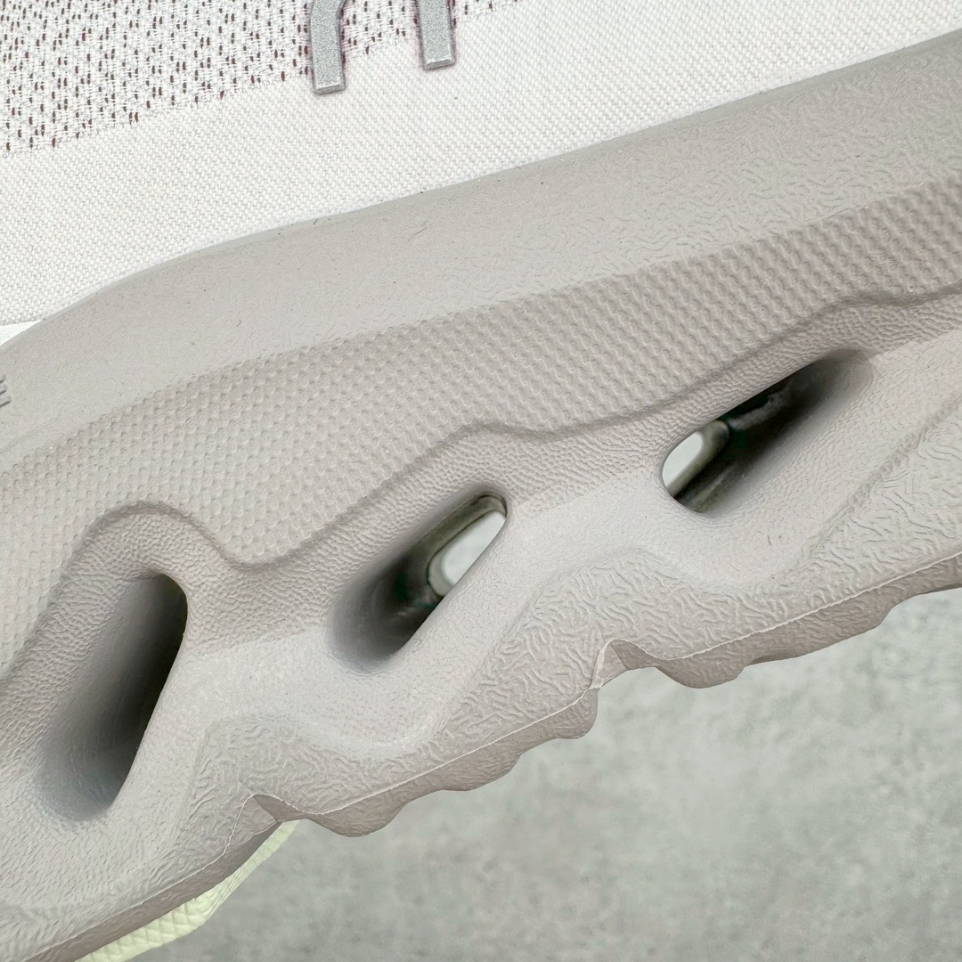 图片[16]-On Cloudtilt 昂跑减震生活休闲鞋 此运动品牌 开创于2010年 缓震着陆、强效回弹、轻柔质感的设计构思始终是ON研制关键 与此同时基于“为全球提供革新性的跑步感受”信念 陆续推出了多款跑鞋及其以专业运动人体跑步工程学为设计关键的功能性跑步服饰设备 让跑者不费力气地畅快畅跑 尺码：36 36.5 37.5 38 38.5 39 40 40.5 41 42 42.5 43 44 44.5 45-选品中心