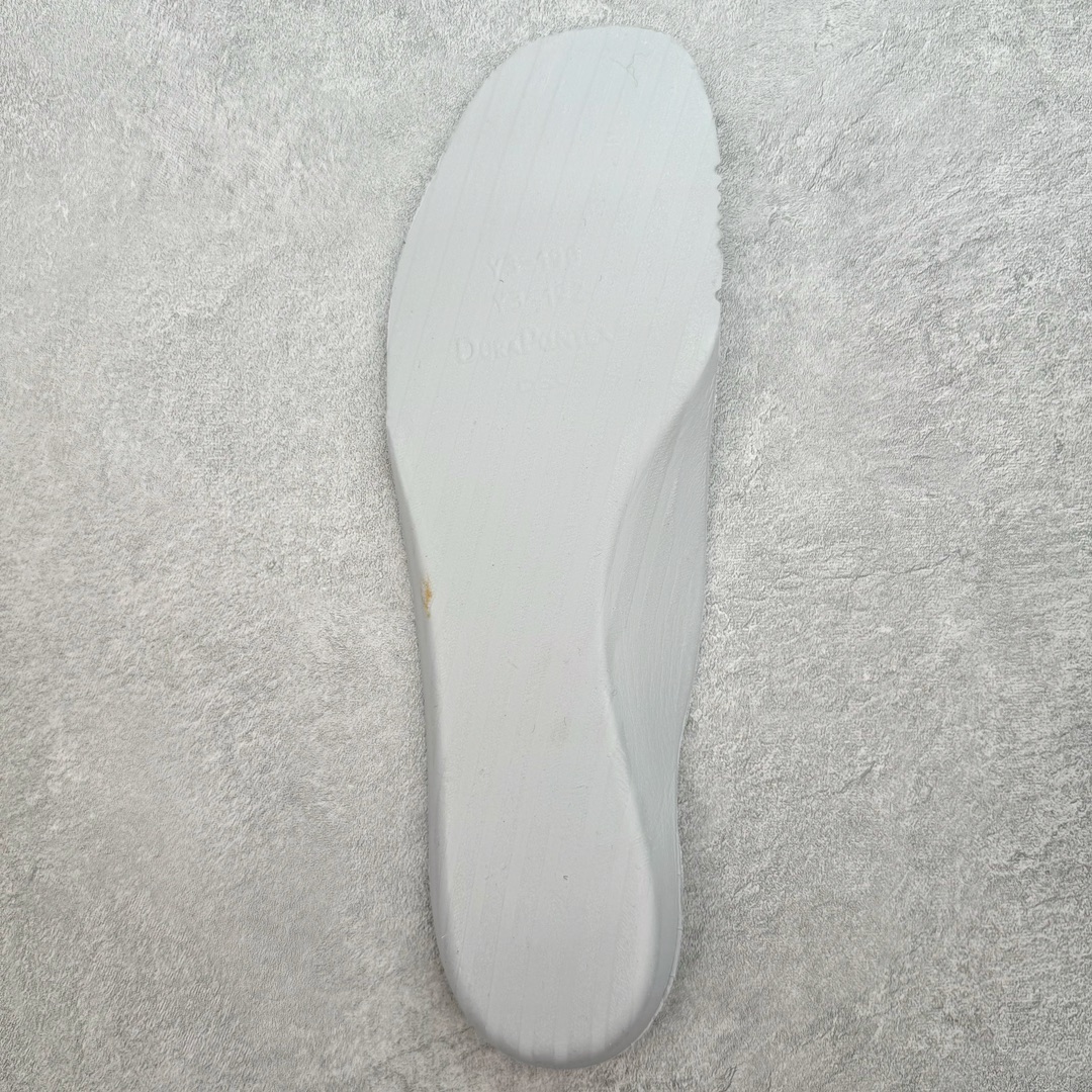 图片[22]-＃纯原 Air Jordan AJ17 Low \\\”UNC\\\” 北卡蓝 FJ0395-140 整体构色方案采用经典的白蓝撞色示人 银色点缀细节 算是当年 Air Jordan 17 Low 中最受欢迎的配色 低帮版本在延续半透明中底框架 以及金属银质感的后跟稳定片外 取消了 AJ17 鞋带锁盖设计 辅以 Dynamic Fit 动态袜套替代 中底缓震方面 前掌扇形 Zoom Air 气垫 + 后掌吹塑气垫 同时中底内嵌大面积碳板 外底纹理类似热力图的分色设计 灵感则来源于帮主痴迷的高尔夫球场地 尺码：41 42 42.5 43 44 44.5 45 46 47.5-选品中心