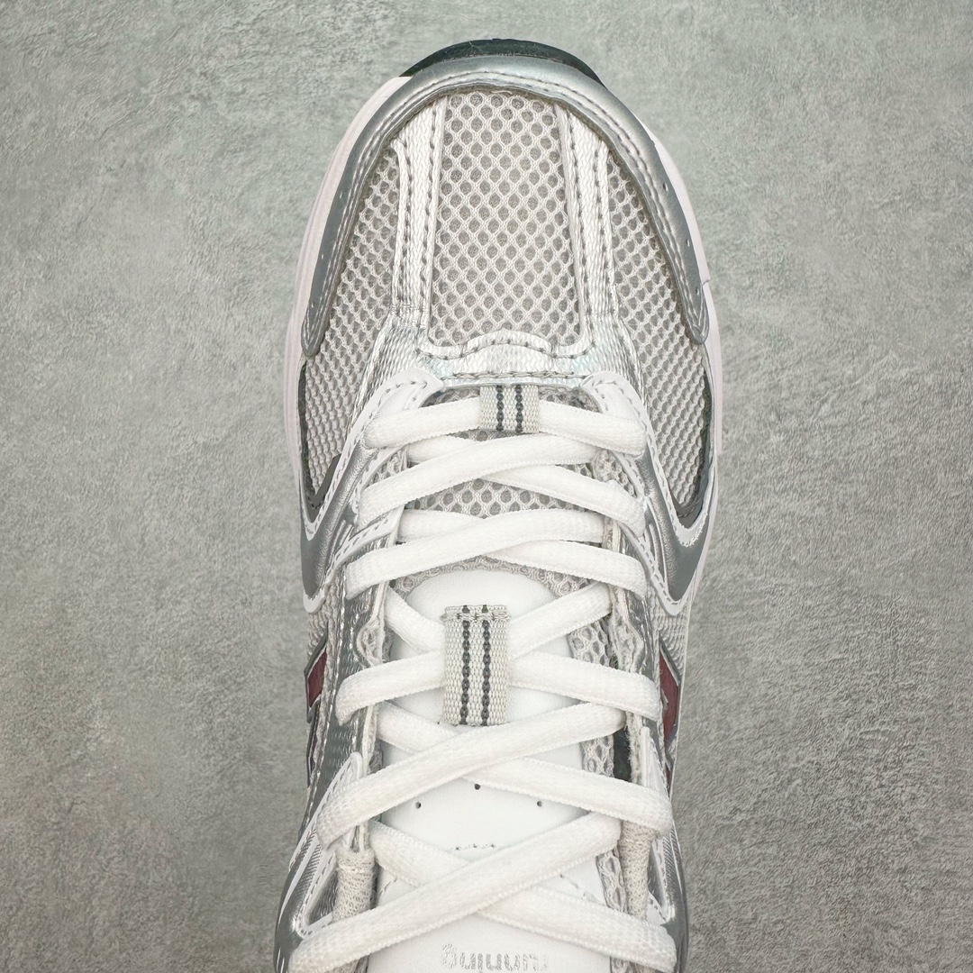 图片[4]-New Balance NB530 新百伦复古透气跑步鞋 抛弃过往以皮革为主的人气轮廓 以极具复古风范的跑鞋外观呈现 设计上全鞋以简约清爽的纯白色作基底 鞋身覆盖大面积织物网眼材质 并于鞋头、鞋带孔眼片等细节处点缀对比鲜明的反光银镀层凸显 鞋舌、侧身等位置则辅以一贯的「N」字标志和品牌徽标彰显身份 最后通过搭载的 ABZORB 缓震中底完善整体造型 尺码：36 37 37.5 38 38.5 39 40 40.5 41 42 42.5 43 44 45-选品中心