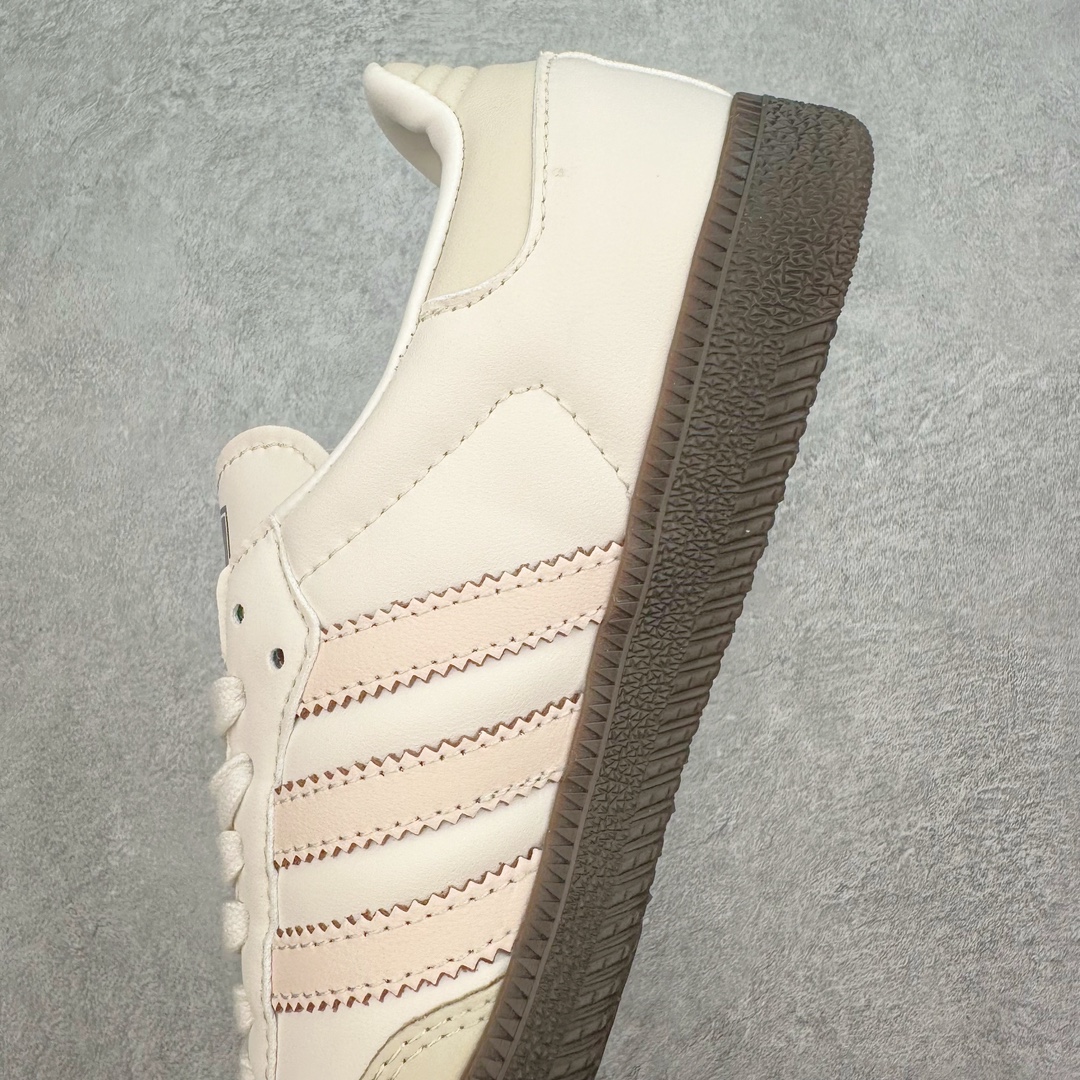 图片[7]-AD Original Samba OG 复古经典轻便板鞋 IH2751 这款桑巴鞋展示了高质量的工艺 带有装饰的超锁缝制和无缝的手感 柔软、柔软的皮革造型和标志性的3条纹完成了精致的外观 正规合身鞋带 鞋面上有绒面鞋垫 橡胶鞋底 享受正畸套筒软感 自50年代首次亮相以来就一直在赢得粉丝的青睐 尺码：36 36.5 37.5 38 38.5 39 40 40.5 41 42 42.5 43 44 44.5 45-选品中心