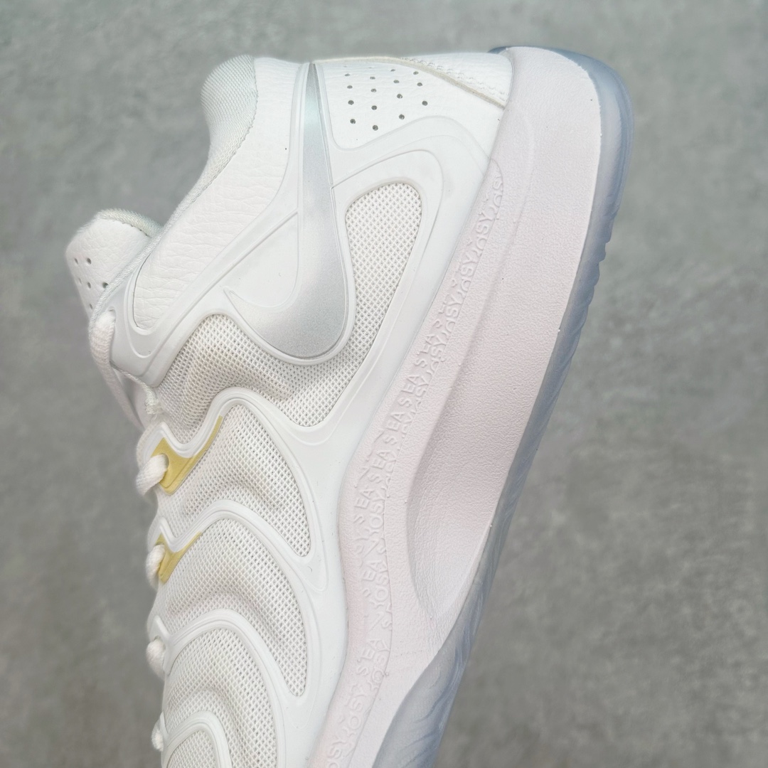 图片[7]-NK KD17 EP 杜兰特十七代签名实战篮球鞋 FJ9487-005 配色灵感来自 Kevin Durant 的心路历程。从初出茅庐、适应环境、夺冠、受伤，再到伤愈复出，这些历程使 KD 变得更加成熟。鞋款上的紫色象征其职涯中所经历过的低潮，最终让他变得更强大。蓝色则是反映的是他的情绪起伏及如何靠着清晰思维，突破一切不好的情绪。出众缓震，舒适体验，鞋底融入 Nike Air 缓震配置，塑就出众缓震效果和舒适脚感，助力凯文·杜兰特在漫长赛季中所向披靡。疾速风范，惊艳表现，前足融入 Zoom Air 缓震配置，在比赛升温之际缔造出色回弹体验，尽显出众凌跃风采。全掌型泡绵出众回弹，营造柔软舒适感受。凹槽设计，畅动自如，鞋底凹槽和凸纹设计，提供多向抓地力和贴地感。足弓下方采用硬质设计，帮助稳固鞋身，助力实现从后跟到鞋头的流畅过渡。舒适契合，鞋面搭配多层网眼布，轻盈舒适。关键区域加固设计，帮助双足保持稳固；别致设计，外底的设计灵感源于手表齿轮，代表了凯文·杜兰特的内在工作及其有条不紊的做事习惯。尺码：40 40.5 41 42 42.5 43 44 44.5 45 46-选品中心