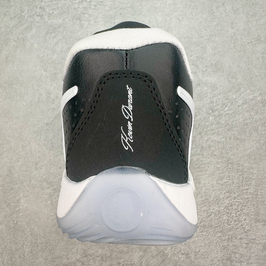 图片[8]-NK KD17 EP 杜兰特十七代签名实战篮球鞋 FJ9487-007 配色灵感来自 Kevin Durant 的心路历程。从初出茅庐、适应环境、夺冠、受伤，再到伤愈复出，这些历程使 KD 变得更加成熟。鞋款上的紫色象征其职涯中所经历过的低潮，最终让他变得更强大。蓝色则是反映的是他的情绪起伏及如何靠着清晰思维，突破一切不好的情绪。出众缓震，舒适体验，鞋底融入 Nike Air 缓震配置，塑就出众缓震效果和舒适脚感，助力凯文·杜兰特在漫长赛季中所向披靡。疾速风范，惊艳表现，前足融入 Zoom Air 缓震配置，在比赛升温之际缔造出色回弹体验，尽显出众凌跃风采。全掌型泡绵出众回弹，营造柔软舒适感受。凹槽设计，畅动自如，鞋底凹槽和凸纹设计，提供多向抓地力和贴地感。足弓下方采用硬质设计，帮助稳固鞋身，助力实现从后跟到鞋头的流畅过渡。舒适契合，鞋面搭配多层网眼布，轻盈舒适。关键区域加固设计，帮助双足保持稳固；别致设计，外底的设计灵感源于手表齿轮，代表了凯文·杜兰特的内在工作及其有条不紊的做事习惯。尺码：40 40.5 41 42 42.5 43 44 44.5 45 46-选品中心