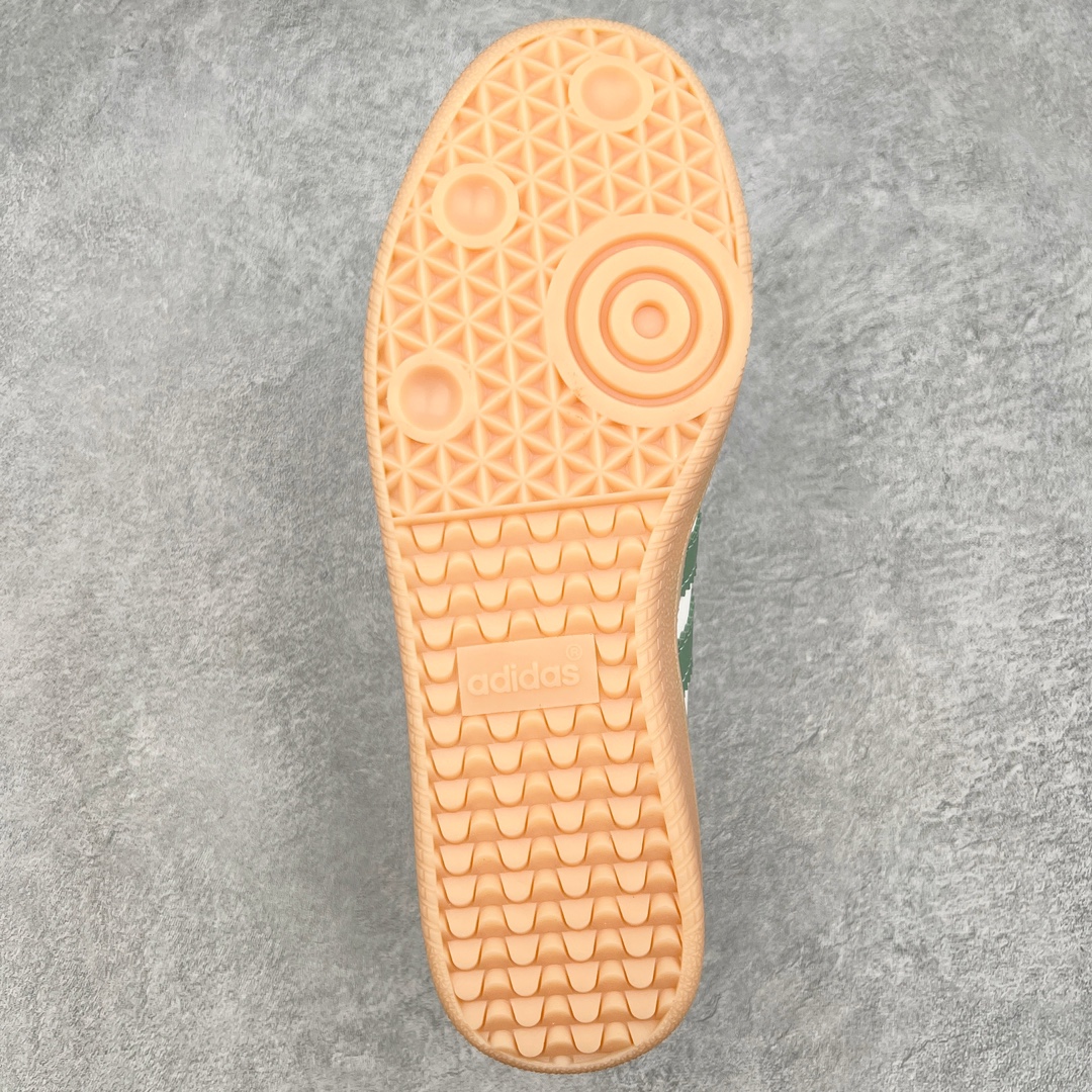 图片[9]-AD Original Samba OG 复古经典轻便板鞋 ID0942 这款桑巴鞋展示了高质量的工艺 带有装饰的超锁缝制和无缝的手感 柔软、柔软的皮革造型和标志性的3条纹完成了精致的外观 正规合身鞋带 鞋面上有绒面鞋垫 橡胶鞋底 享受正畸套筒软感 自50年代首次亮相以来就一直在赢得粉丝的青睐 尺码：36 36.5 37.5 38 38.5 39 40 40.5 41 42 42.5 43 44 44.5 45-选品中心