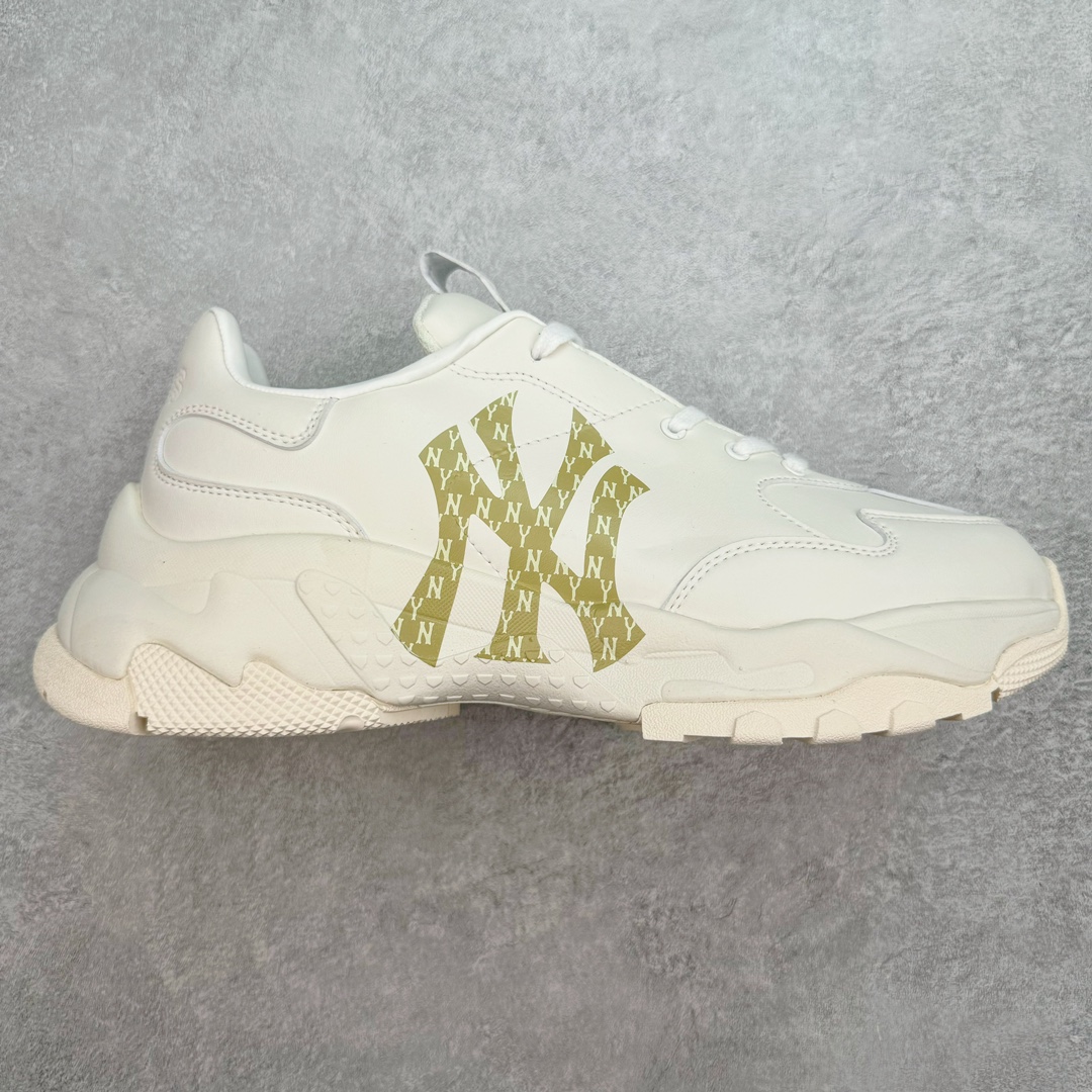 ＃PB过验版 MLB Big Ball Chunky 复古印花老爹鞋系列低帮轻量增高厚底百搭休闲运动慢跑鞋 Korea韩国联名NY美国榄球纽约洋基队限定 目前可过轻松秒过各类鉴定 能操作的私聊 韩国代购专供 左脚内置NFC感应 区别市面贴纸假芯片 MLB专用菱形双针中底布 重点细节中底布带注胶孔 原厂NFC感应吊牌 支持鉴定 一个两位数 原盒原标 全套原楦原纸板原厂数据开发 中韩文保养标贴 绿色防霉片 平台代购专供 独家一比一RB+MD组合大底 高频后跟小人Logo精准对位立体饱满 正确网布加超迁鞋面 转印中底走线紧密 转印Logo工艺表层防刮不掉色 尺码：35 36 36.5 37.5 38 38.5 39 40 40.5 41 42 42.5 43 44 44.5 45-选品中心