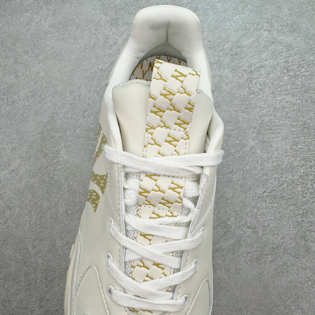 图片[5]-＃PB过验版 MLB Big Ball Chunky 复古印花老爹鞋系列低帮轻量增高厚底百搭休闲运动慢跑鞋 Korea韩国联名NY美国榄球纽约洋基队限定 目前可过轻松秒过各类鉴定 能操作的私聊 韩国代购专供 左脚内置NFC感应 区别市面贴纸假芯片 MLB专用菱形双针中底布 重点细节中底布带注胶孔 原厂NFC感应吊牌 支持鉴定 一个两位数 原盒原标 全套原楦原纸板原厂数据开发 中韩文保养标贴 绿色防霉片 平台代购专供 独家一比一RB+MD组合大底 高频后跟小人Logo精准对位立体饱满 正确网布加超迁鞋面 转印中底走线紧密 转印Logo工艺表层防刮不掉色 尺码：35 36 36.5 37.5 38 38.5 39 40 40.5 41 42 42.5 43 44 44.5 45-选品中心