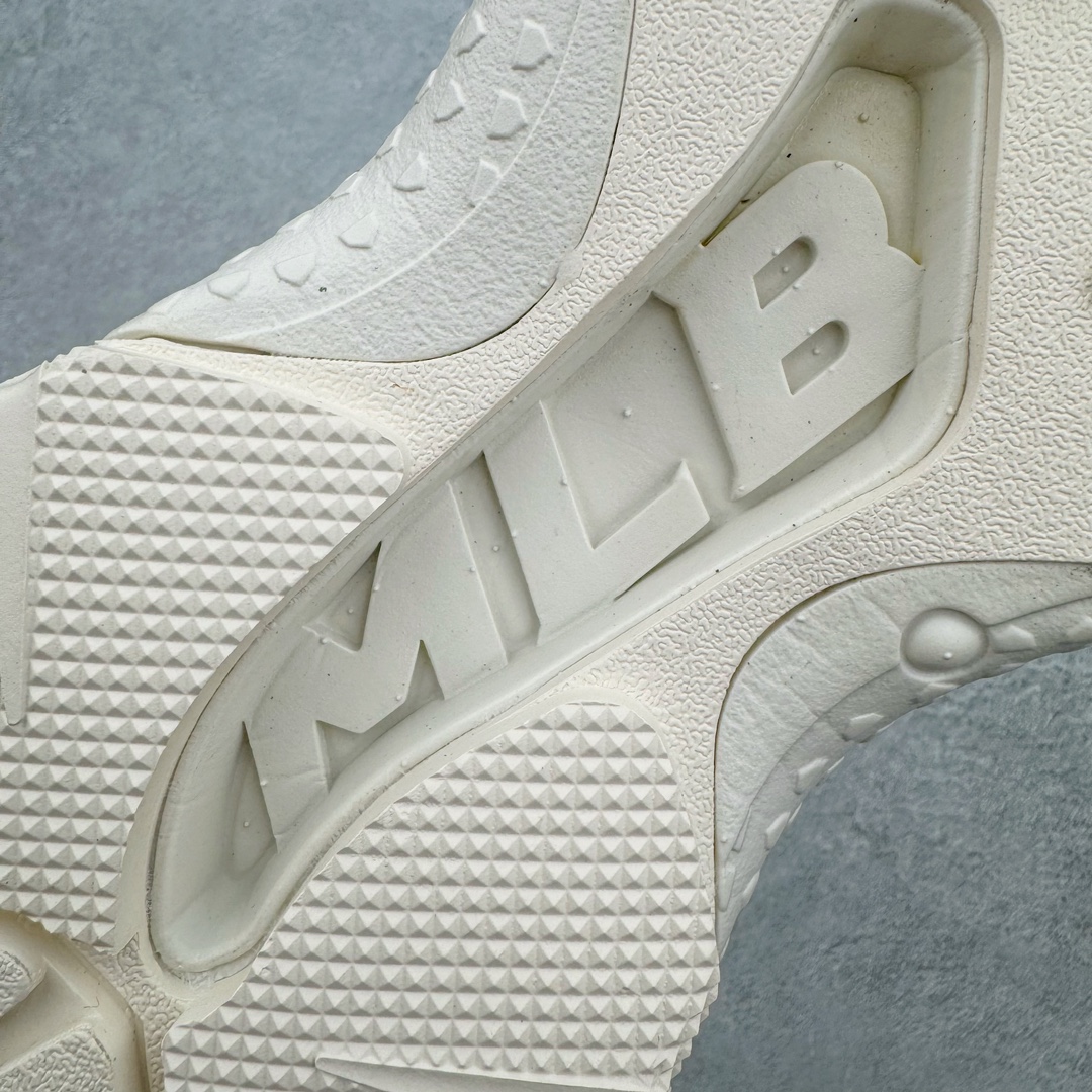 图片[20]-＃PB过验版 MLB Big Ball Chunky 复古印花老爹鞋系列低帮轻量增高厚底百搭休闲运动慢跑鞋 Korea韩国联名NY美国榄球纽约洋基队限定 目前可过轻松秒过各类鉴定 能操作的私聊 韩国代购专供 左脚内置NFC感应 区别市面贴纸假芯片 MLB专用菱形双针中底布 重点细节中底布带注胶孔 原厂NFC感应吊牌 支持鉴定 一个两位数 原盒原标 全套原楦原纸板原厂数据开发 中韩文保养标贴 绿色防霉片 平台代购专供 独家一比一RB+MD组合大底 高频后跟小人Logo精准对位立体饱满 正确网布加超迁鞋面 转印中底走线紧密 转印Logo工艺表层防刮不掉色 尺码：35 36 36.5 37.5 38 38.5 39 40 40.5 41 42 42.5 43 44 44.5 45-选品中心