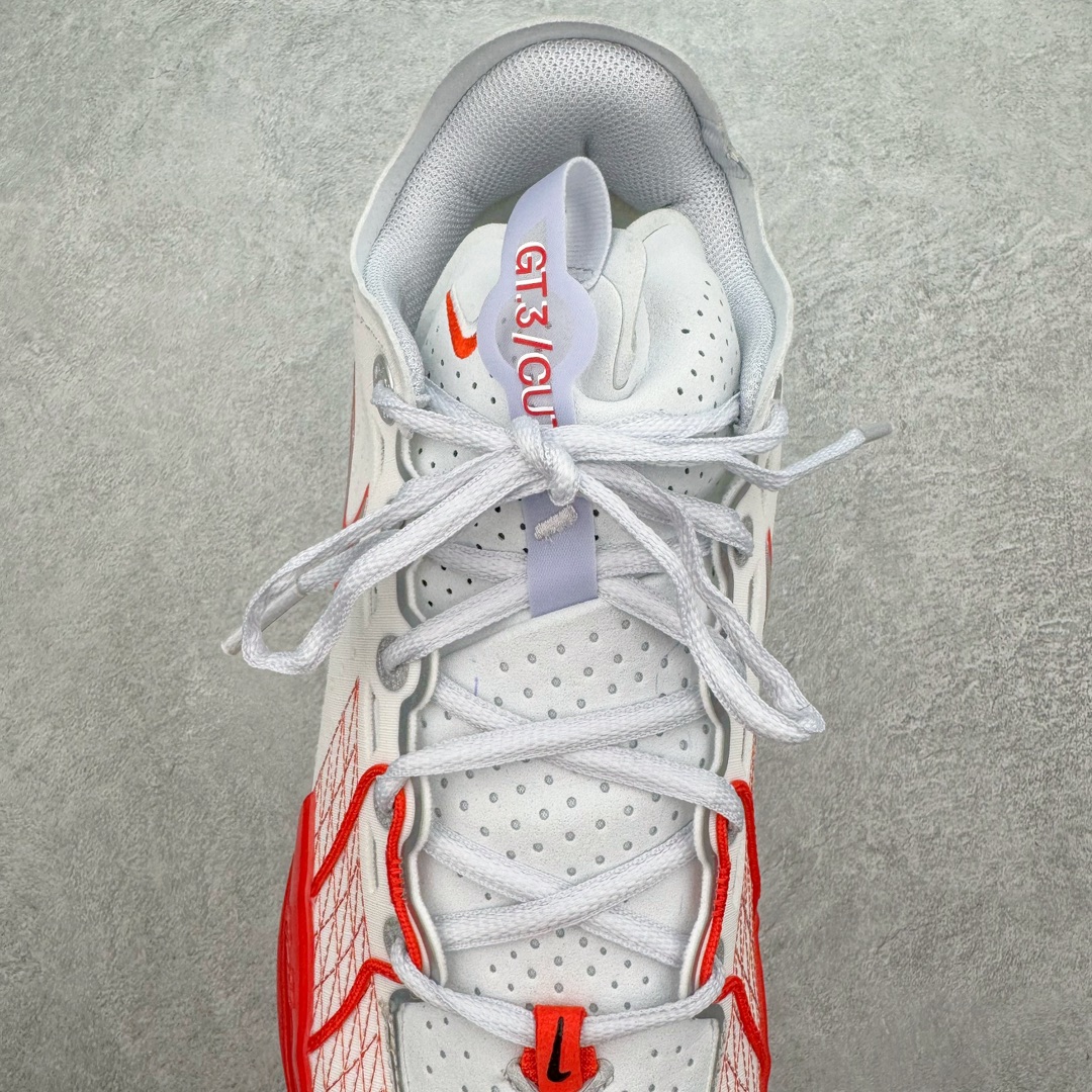 图片[5]-＃灭世/Max Nk Air Zoom G.T.Cut 3 EP 实战系列篮球鞋 DV2918-101 全新GT Cut 3.0 全掌搭载了 ZoomX 泡棉 使得整双鞋在缓震表现上可谓相当优秀 拥有着顶级科技配置的同时 颜值设计也非常可观 整体鞋型仍然保留了前低后高的设计 G.T. Cut 传统的突进极速突破的感觉 鞋头麂皮材质和 NK Flywire 飞线工艺 相对来说包裹感更好了 必备的TPU 支撑片 两侧 Swoosh 的透气孔设计 起到散热透气的作用 鞋舌采用类似跑鞋的半开叉式设计 搭配鞋带既可以提升包裹感 又降低了运动中鞋舌乱跑的可能性 鞋子内里填充相当厚实 避免掉跟 尺码：39 40 40.5 41 42 42.5 43 44 44.5 45 46-选品中心