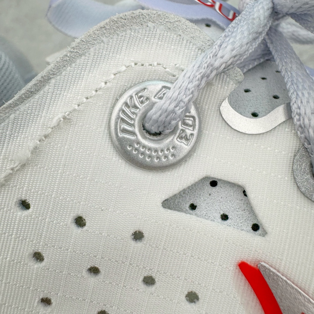 图片[16]-＃灭世/Max Nk Air Zoom G.T.Cut 3 EP 实战系列篮球鞋 DV2918-101 全新GT Cut 3.0 全掌搭载了 ZoomX 泡棉 使得整双鞋在缓震表现上可谓相当优秀 拥有着顶级科技配置的同时 颜值设计也非常可观 整体鞋型仍然保留了前低后高的设计 G.T. Cut 传统的突进极速突破的感觉 鞋头麂皮材质和 NK Flywire 飞线工艺 相对来说包裹感更好了 必备的TPU 支撑片 两侧 Swoosh 的透气孔设计 起到散热透气的作用 鞋舌采用类似跑鞋的半开叉式设计 搭配鞋带既可以提升包裹感 又降低了运动中鞋舌乱跑的可能性 鞋子内里填充相当厚实 避免掉跟 尺码：39 40 40.5 41 42 42.5 43 44 44.5 45 46-选品中心