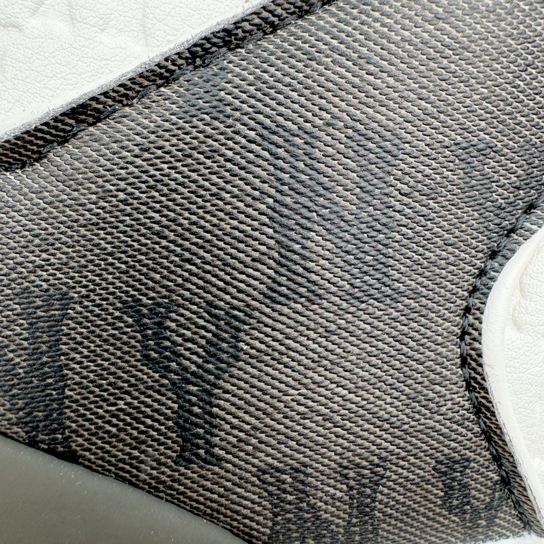 图片[16]-＃PB过验版 MLB Chunky Liner Basic 复古印花学长鞋系列低帮轻量增高厚底百搭休闲运动慢跑鞋板鞋 Korea韩国联名NY美国榄球纽约洋基队限定 目前可过轻松秒过各类鉴定 能操作的私聊 韩国代购专供 左脚内置NFC感应 区别市面贴纸假芯片 MLB专用菱形双针中底布 重点细节中底布带注胶孔 原厂NFC感应吊牌 支持鉴定 一个两位数 原盒原标 全套原楦原纸板原厂数据开发 中韩文保养标贴 绿色防霉片 平台代购专供 独家一比一RB+MD组合大底 高频后跟小人Logo精准对位立体饱满 正确网布加超迁鞋面 转印中底走线紧密 转印Logo工艺表层防刮不掉色 尺码：35 36 36.5 37.5 38 38.5 39 40 40.5 41 42 42.5 43 44 44.5 45-选品中心